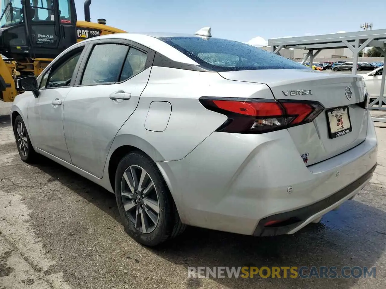 2 Photograph of a damaged car 3N1CN8EV0ML843015 NISSAN VERSA 2021