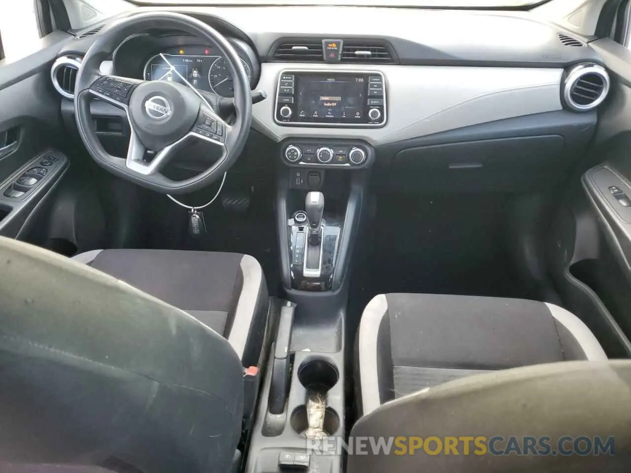 8 Photograph of a damaged car 3N1CN8EV0ML843015 NISSAN VERSA 2021