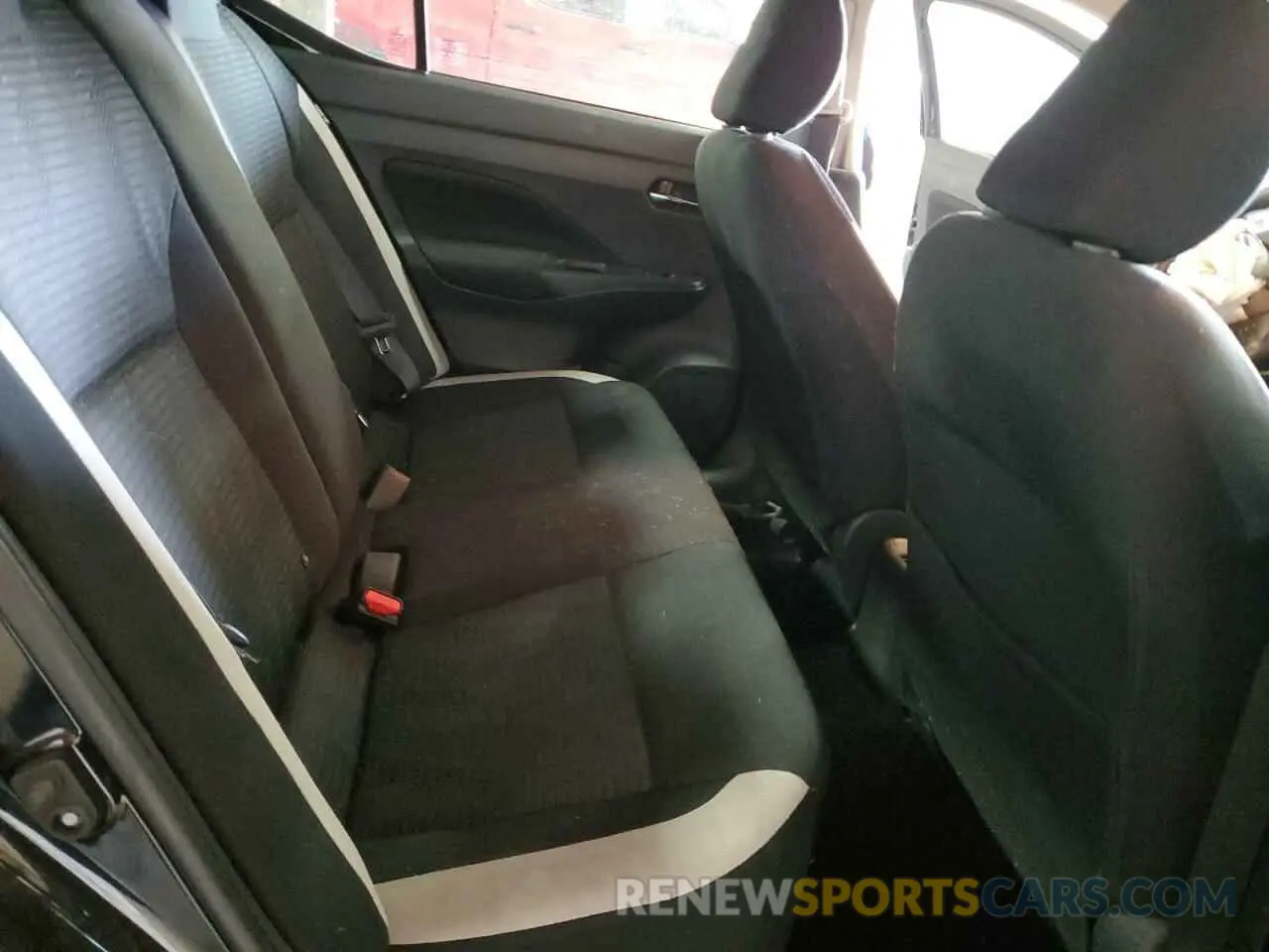 10 Photograph of a damaged car 3N1CN8EV0ML845458 NISSAN VERSA 2021