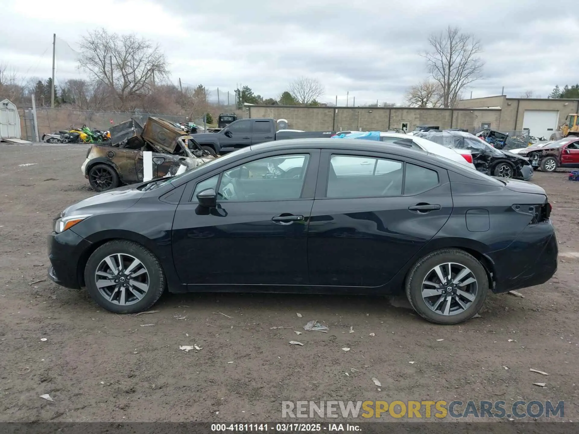 15 Photograph of a damaged car 3N1CN8EV0ML857304 NISSAN VERSA 2021