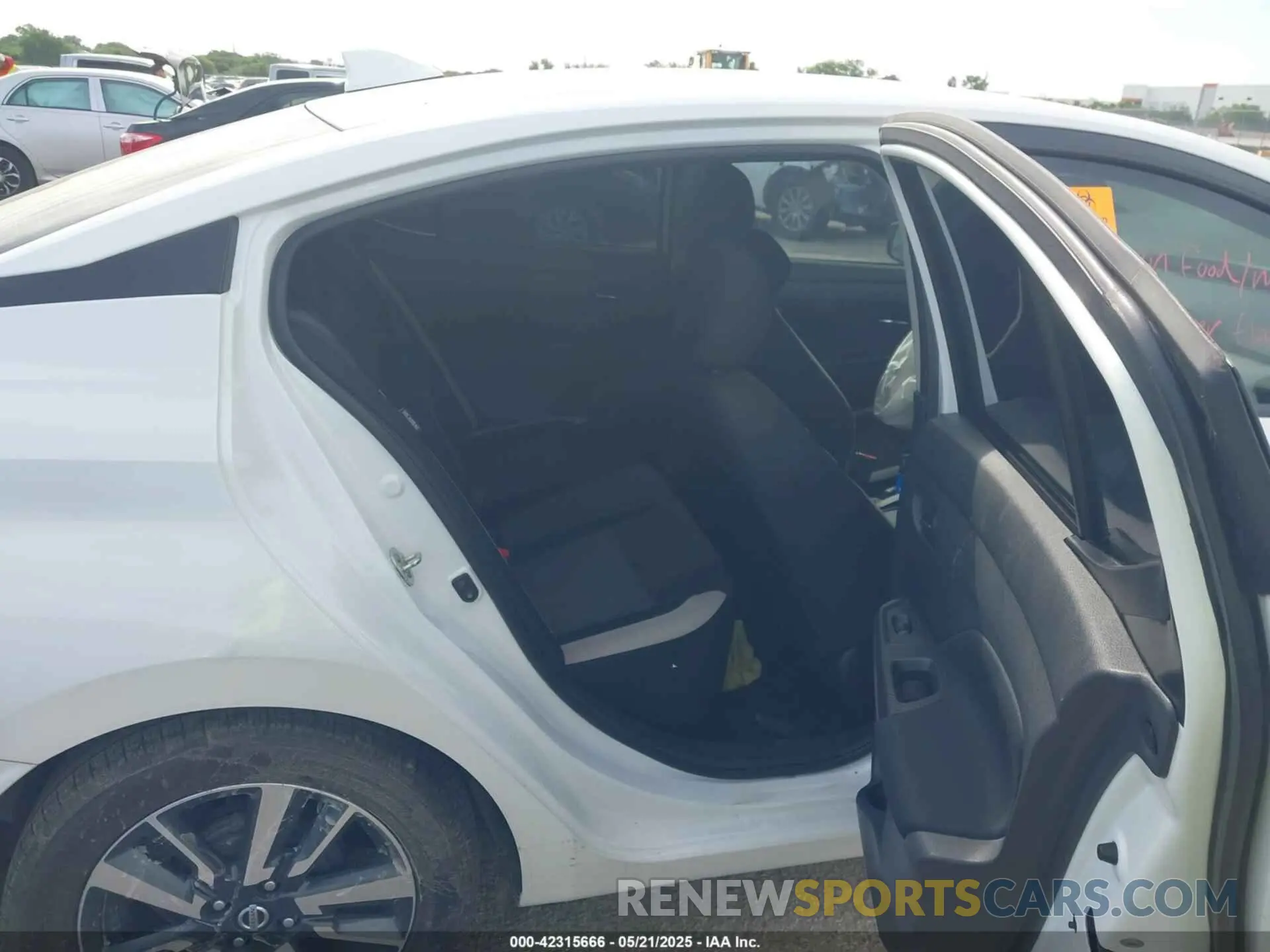 8 Photograph of a damaged car 3N1CN8EV0ML867668 NISSAN VERSA 2021