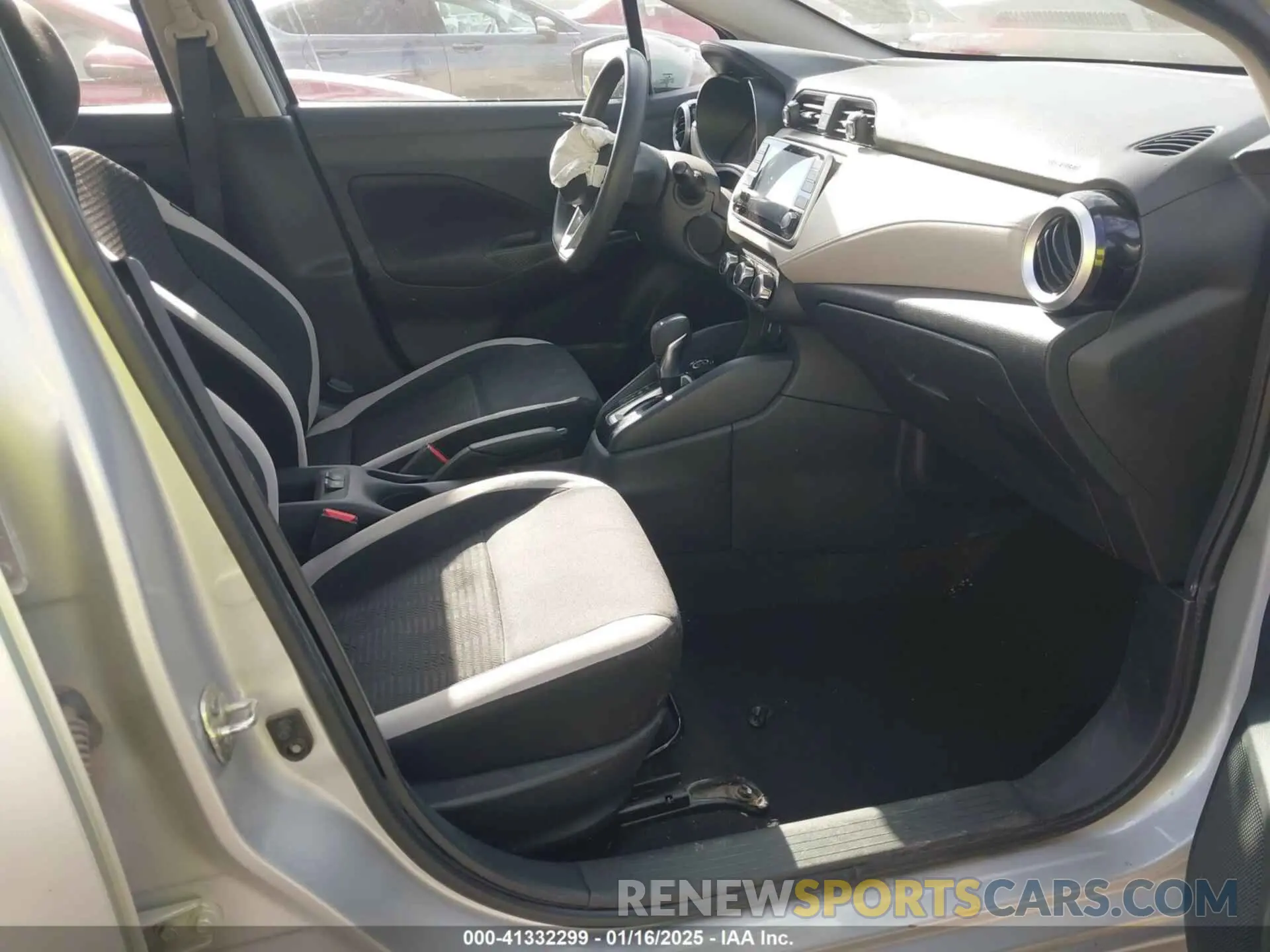 5 Photograph of a damaged car 3N1CN8EV1ML834341 NISSAN VERSA 2021