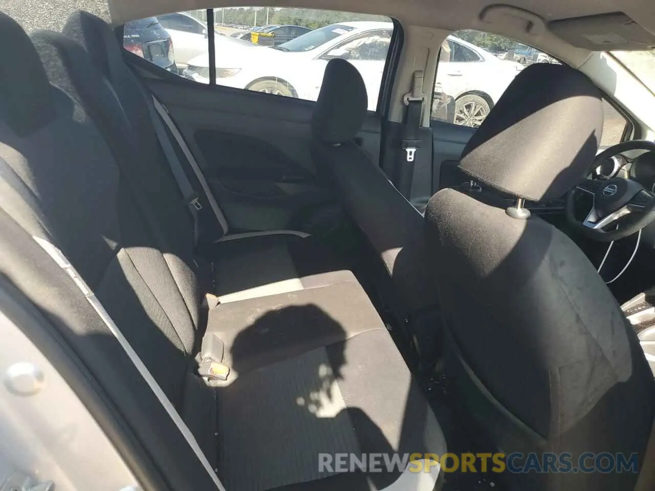 11 Photograph of a damaged car 3N1CN8EV1ML868652 NISSAN VERSA 2021