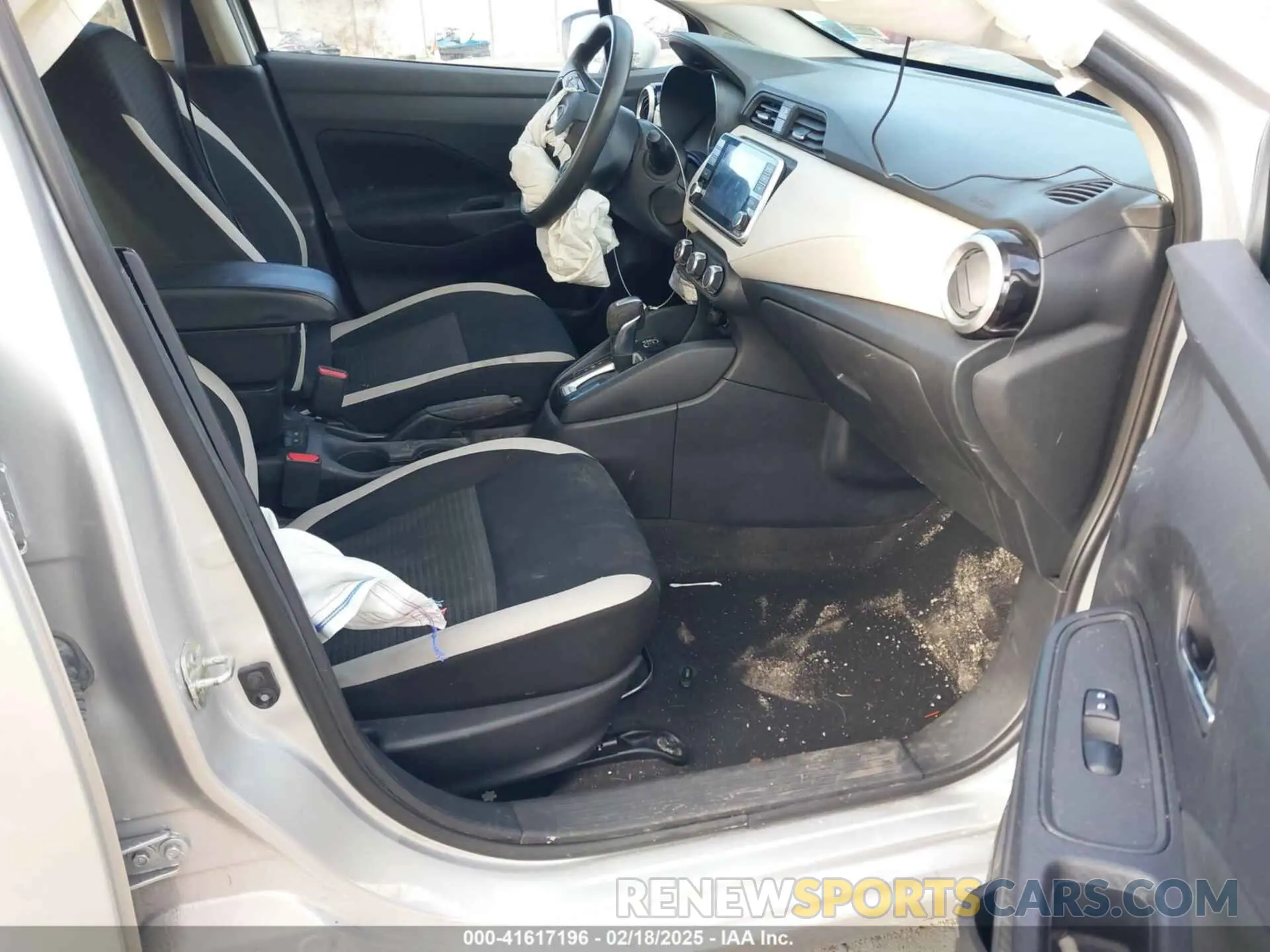 5 Photograph of a damaged car 3N1CN8EV1ML888061 NISSAN VERSA 2021