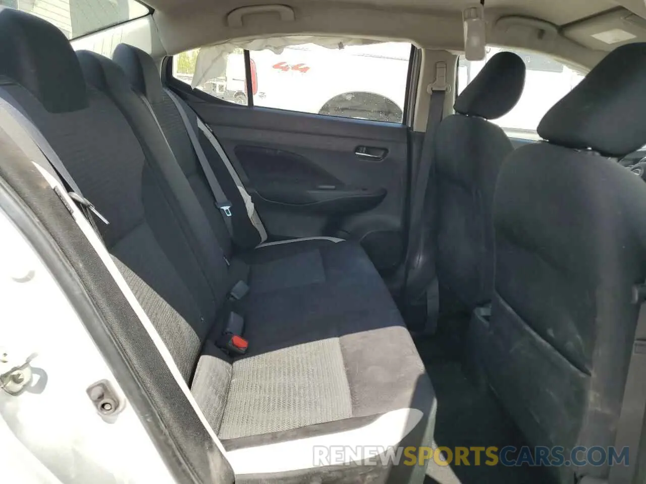 10 Photograph of a damaged car 3N1CN8EV1ML888089 NISSAN VERSA 2021