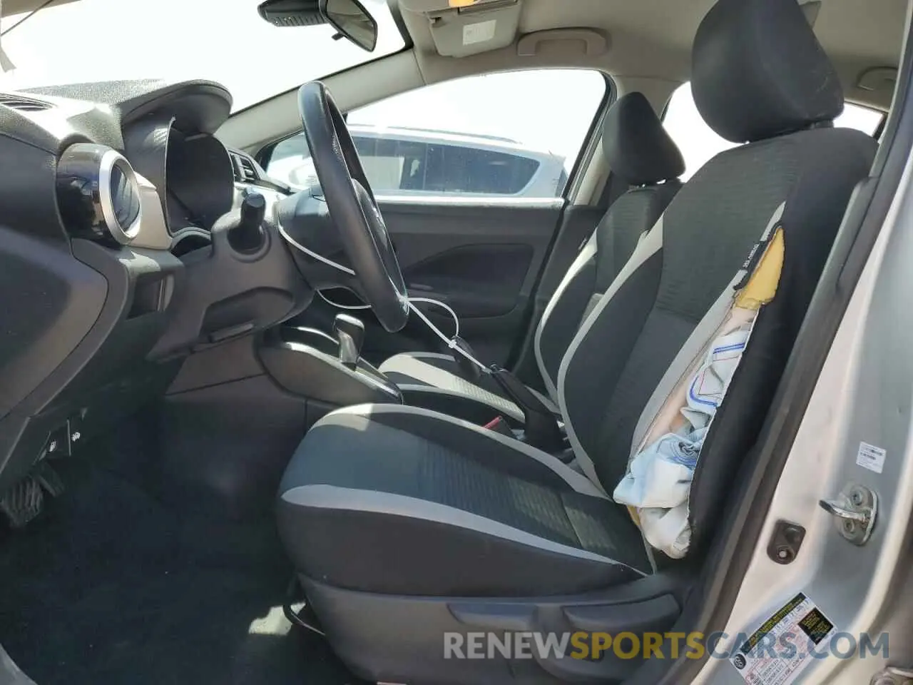 7 Photograph of a damaged car 3N1CN8EV1ML888089 NISSAN VERSA 2021