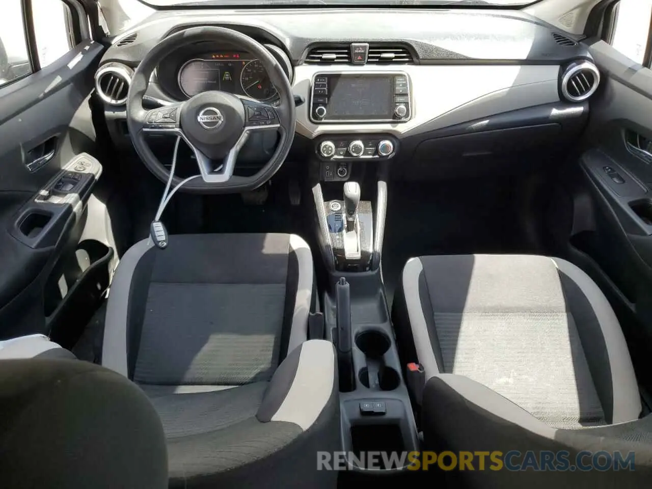 8 Photograph of a damaged car 3N1CN8EV1ML888089 NISSAN VERSA 2021