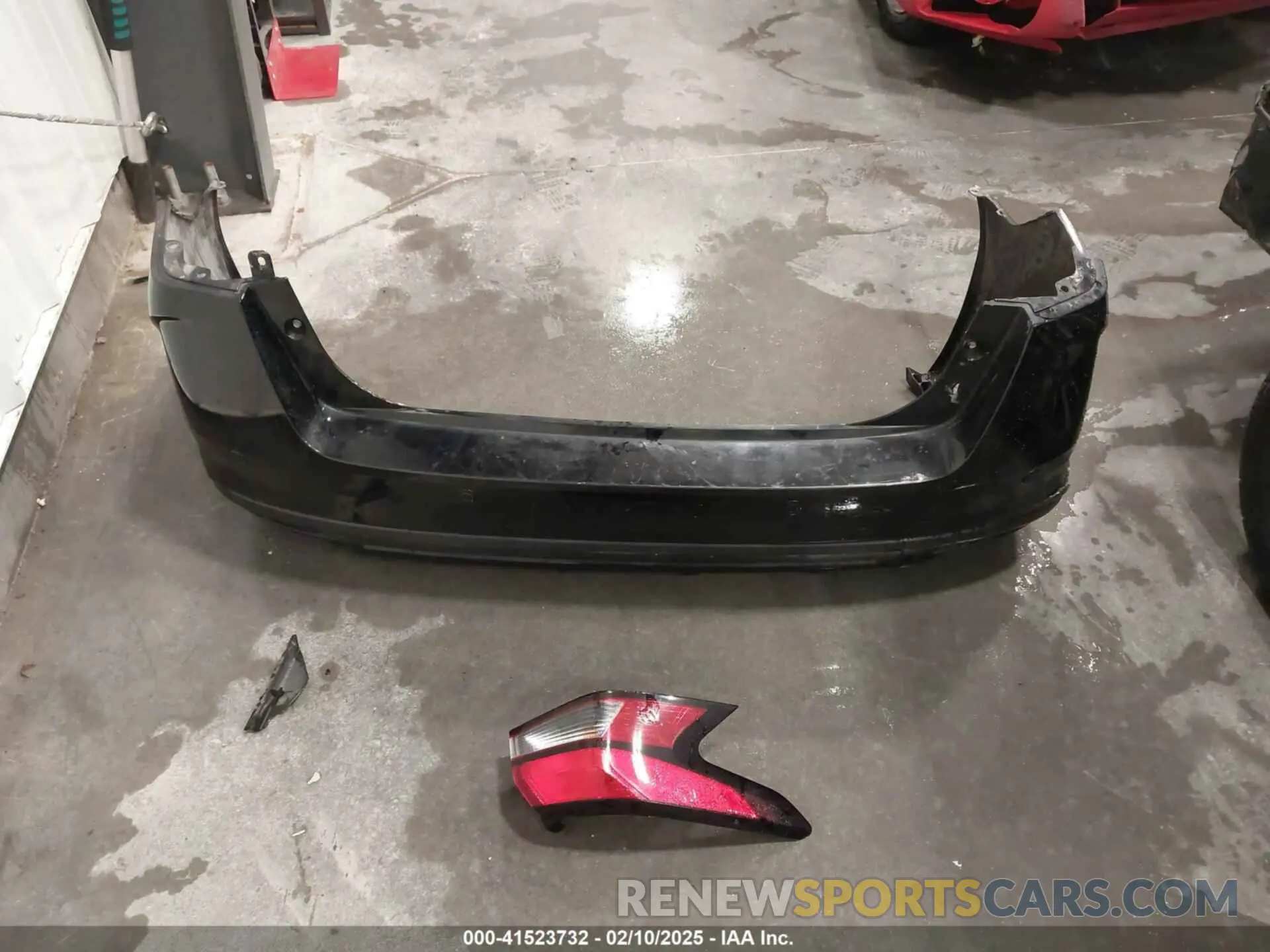 12 Photograph of a damaged car 3N1CN8EV1ML888772 NISSAN VERSA 2021