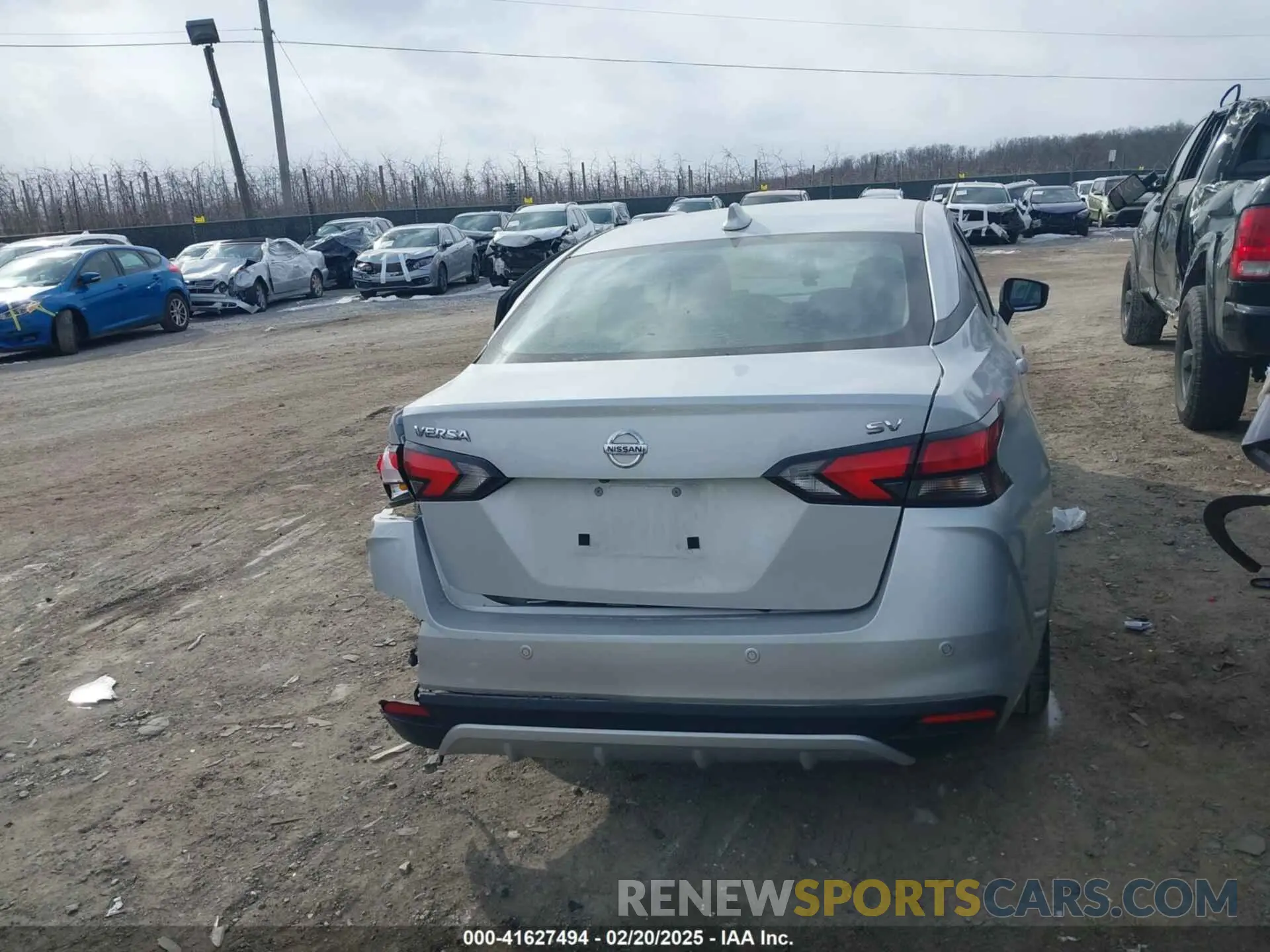 16 Photograph of a damaged car 3N1CN8EV1ML889114 NISSAN VERSA 2021