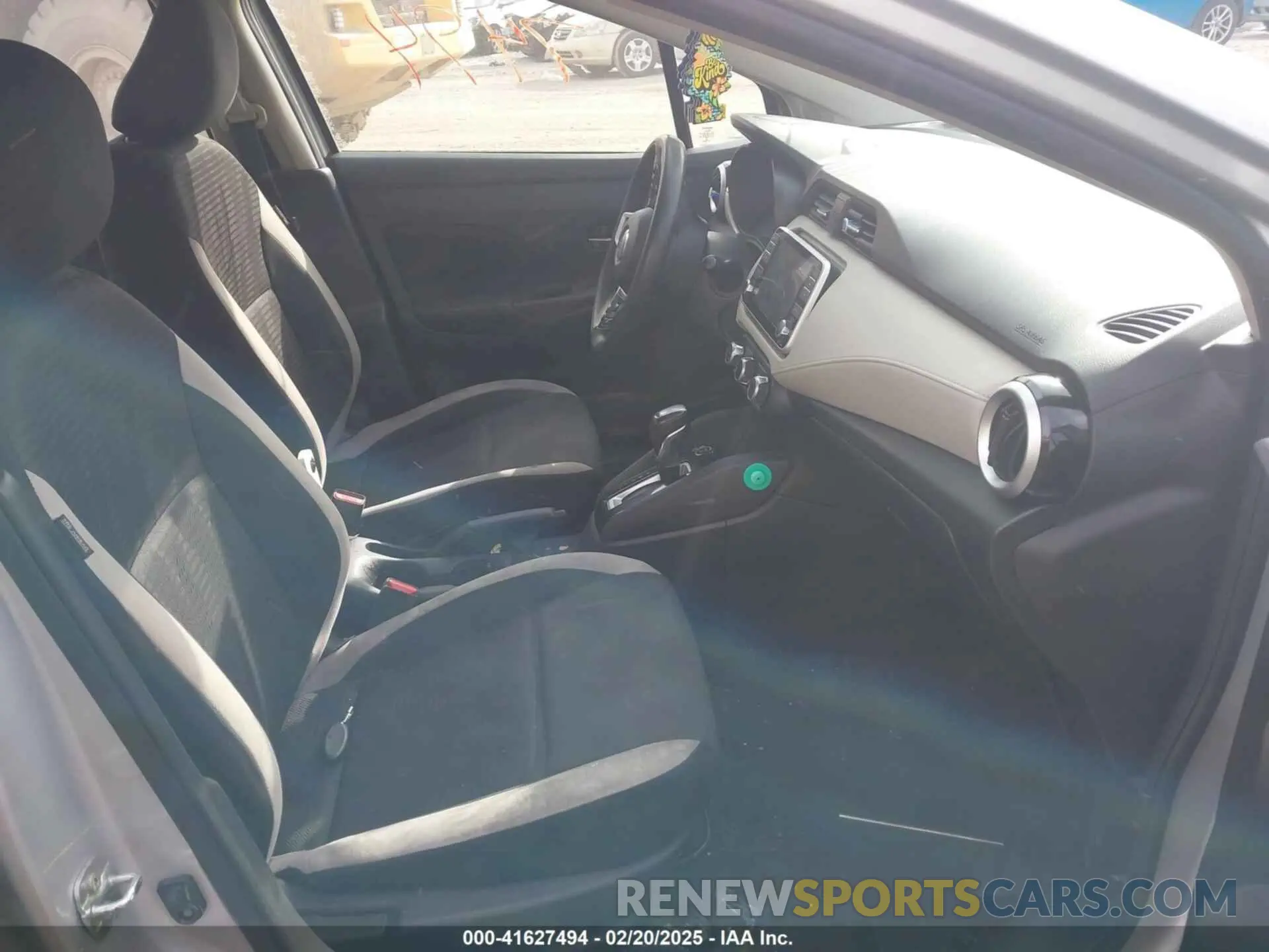 5 Photograph of a damaged car 3N1CN8EV1ML889114 NISSAN VERSA 2021