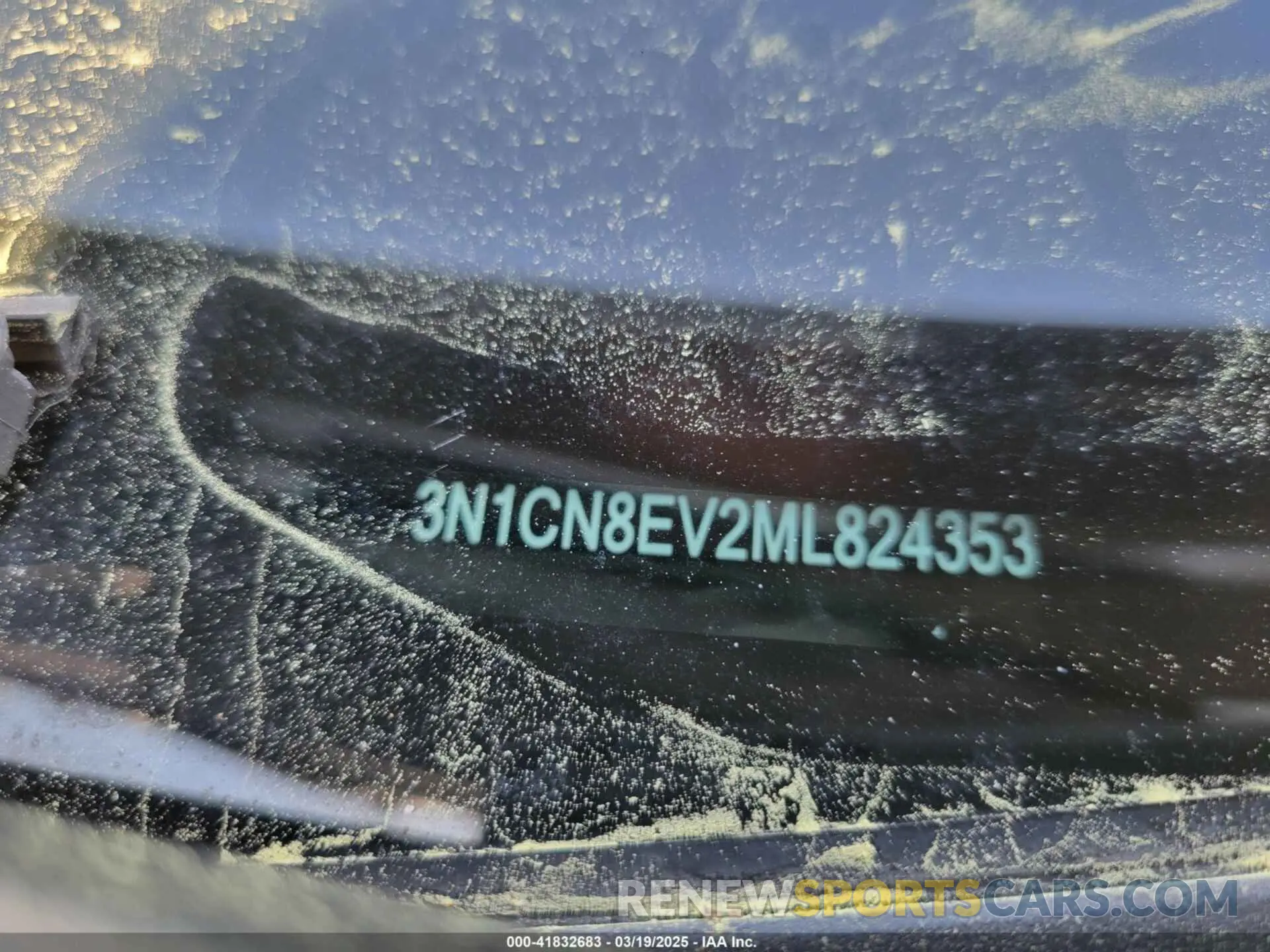 9 Photograph of a damaged car 3N1CN8EV2ML824353 NISSAN VERSA 2021