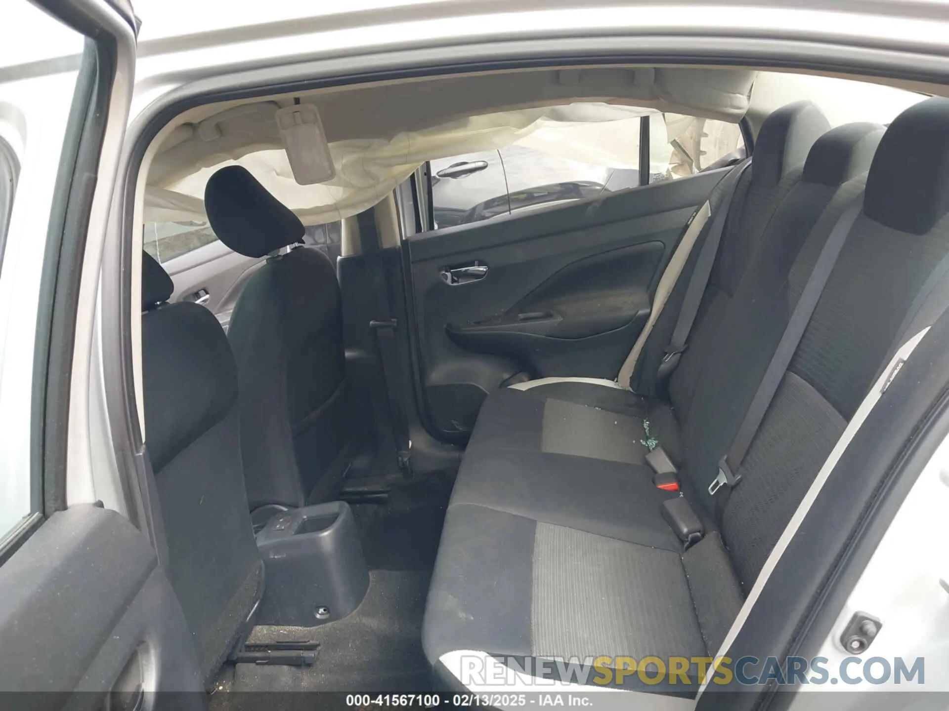 8 Photograph of a damaged car 3N1CN8EV2ML846837 NISSAN VERSA 2021
