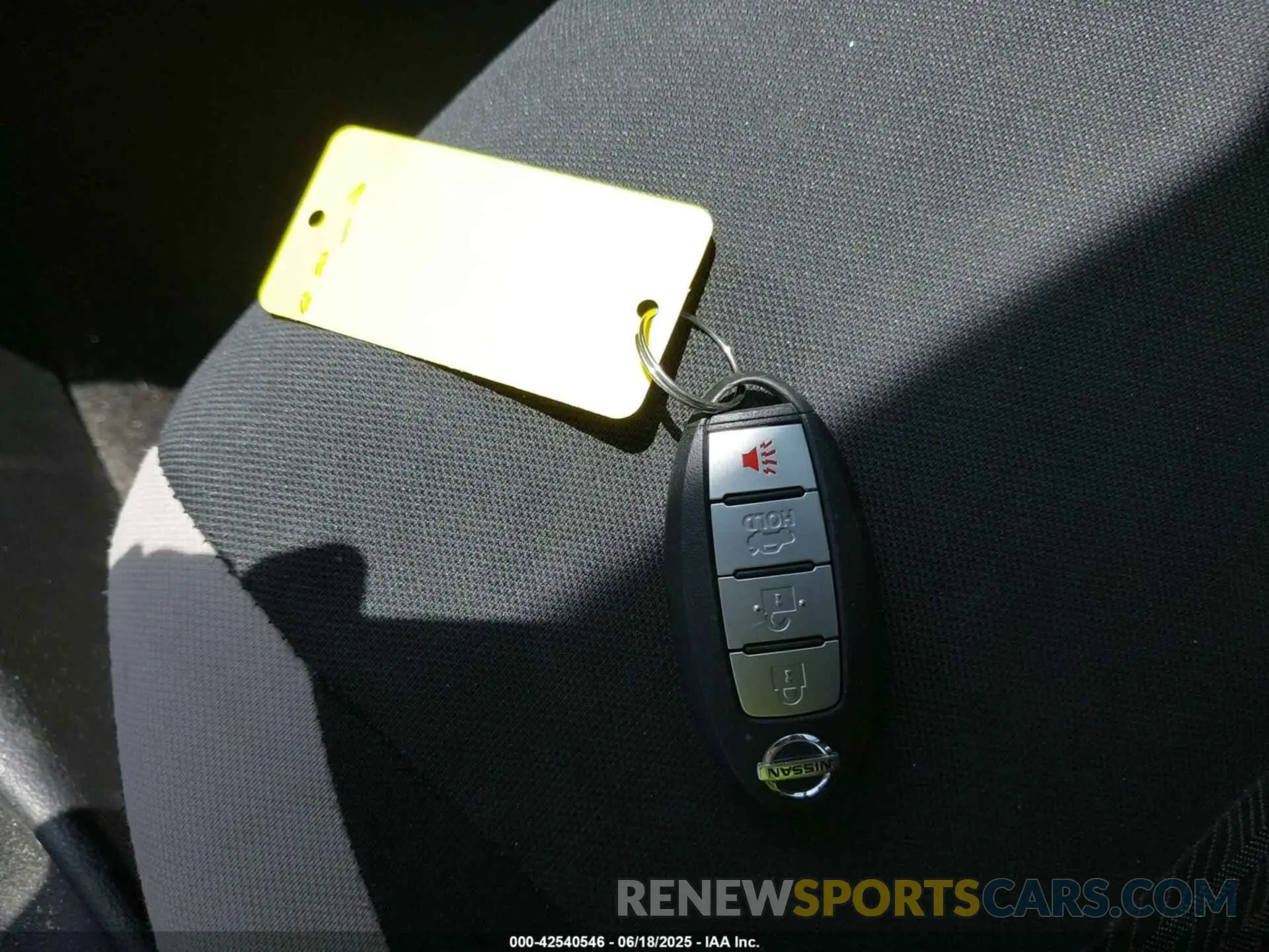 11 Photograph of a damaged car 3N1CN8EV2ML872046 NISSAN VERSA 2021
