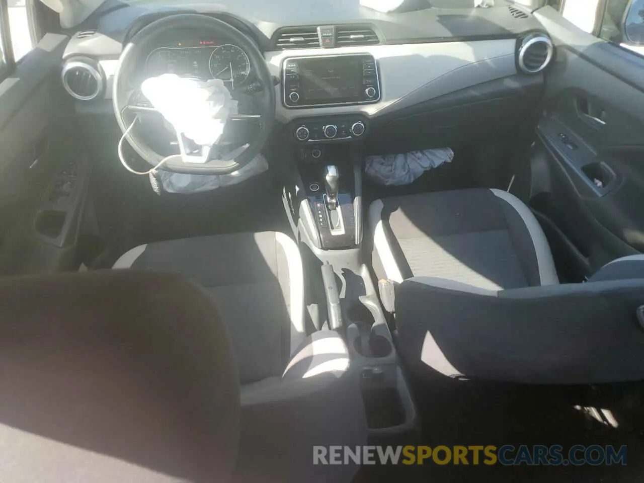 8 Photograph of a damaged car 3N1CN8EV2ML875707 NISSAN VERSA 2021