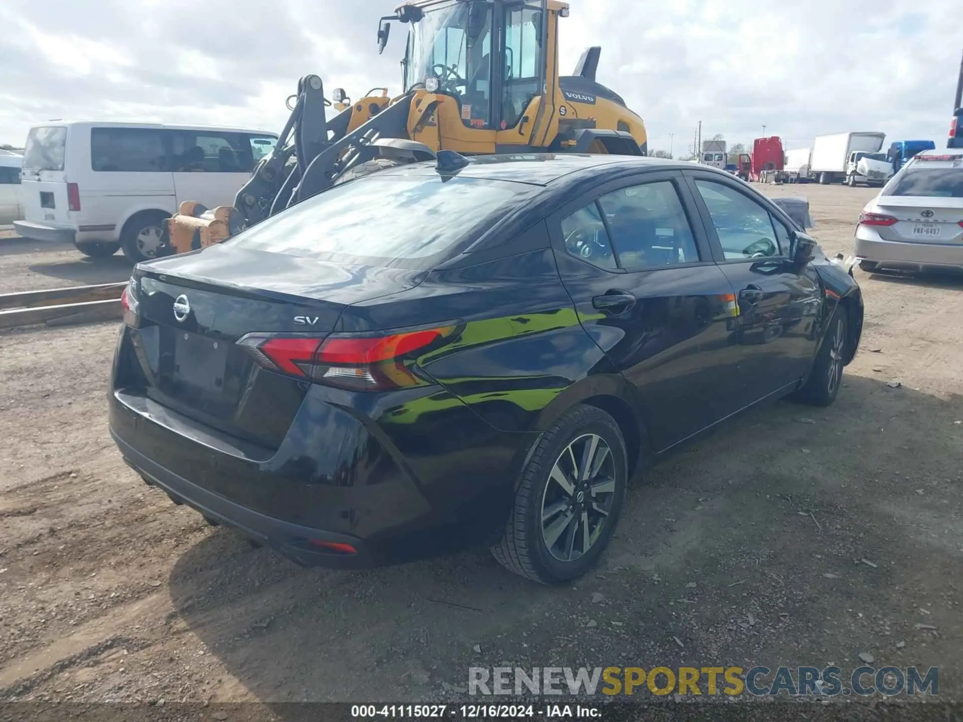 4 Photograph of a damaged car 3N1CN8EV2ML876811 NISSAN VERSA 2021