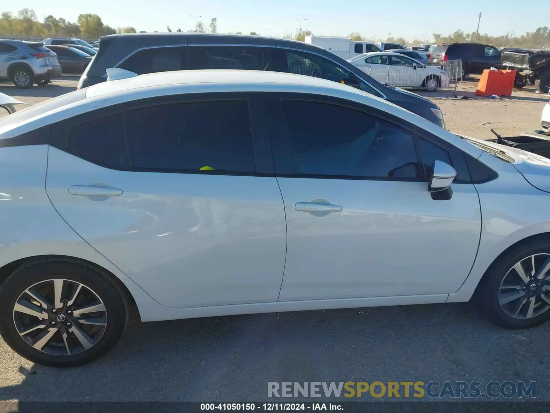14 Photograph of a damaged car 3N1CN8EV2ML880552 NISSAN VERSA 2021