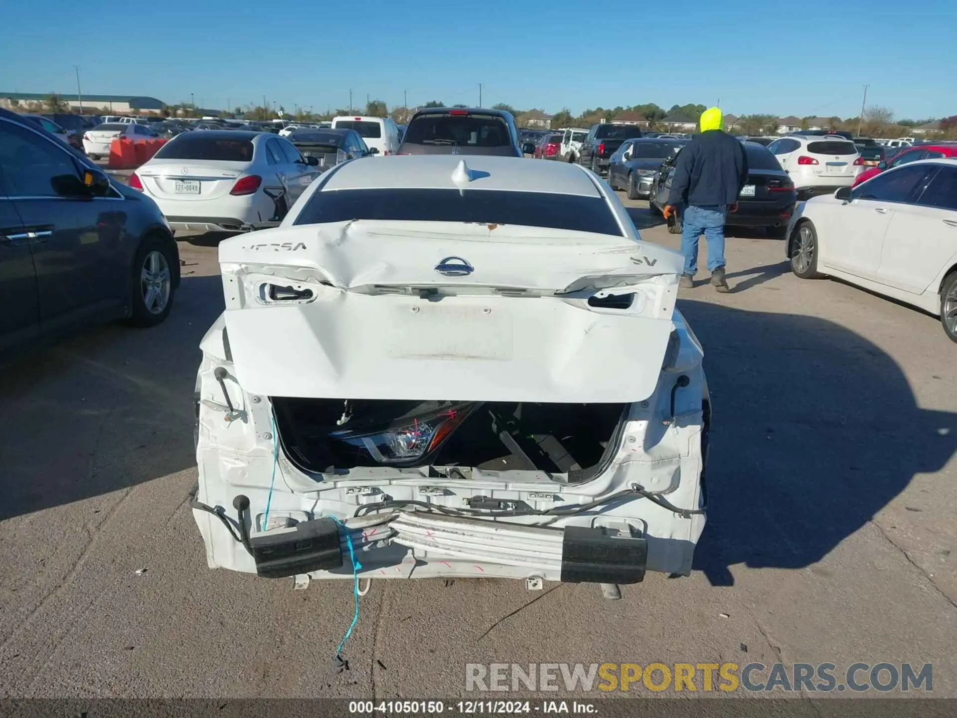 17 Photograph of a damaged car 3N1CN8EV2ML880552 NISSAN VERSA 2021