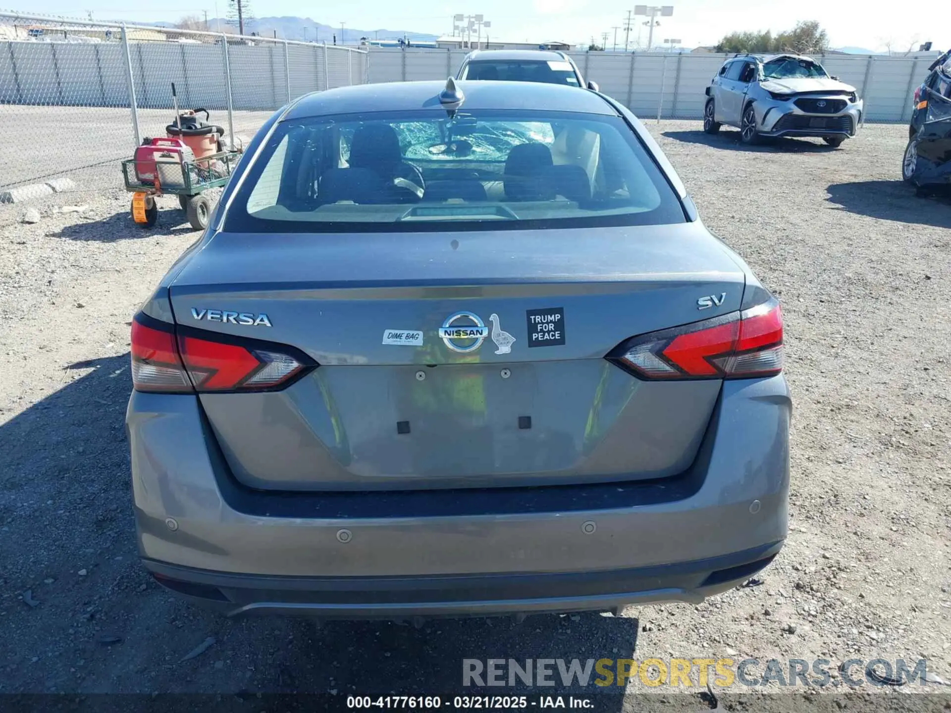 17 Photograph of a damaged car 3N1CN8EV3ML828833 NISSAN VERSA 2021