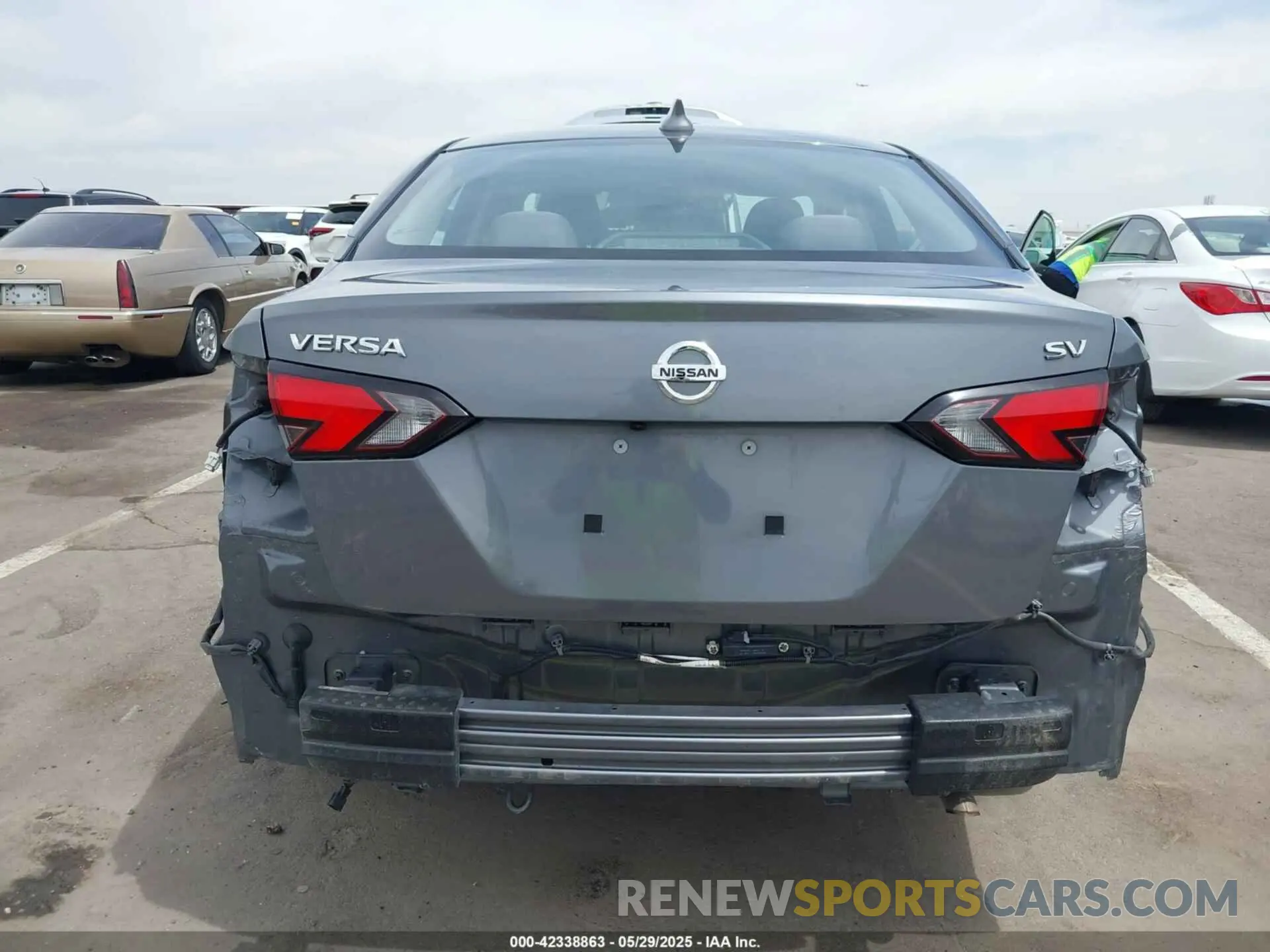 6 Photograph of a damaged car 3N1CN8EV3ML831019 NISSAN VERSA 2021