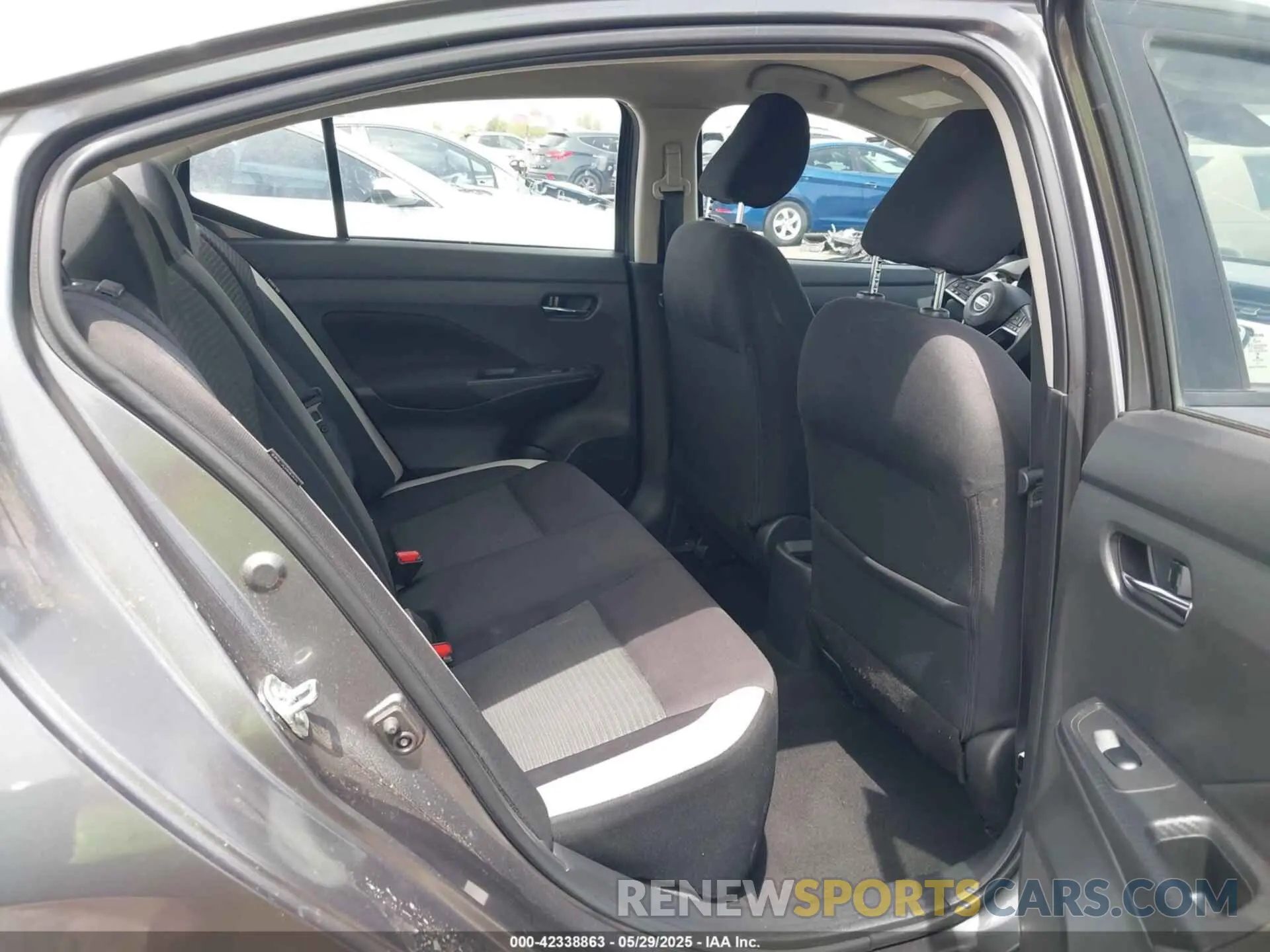 8 Photograph of a damaged car 3N1CN8EV3ML831019 NISSAN VERSA 2021