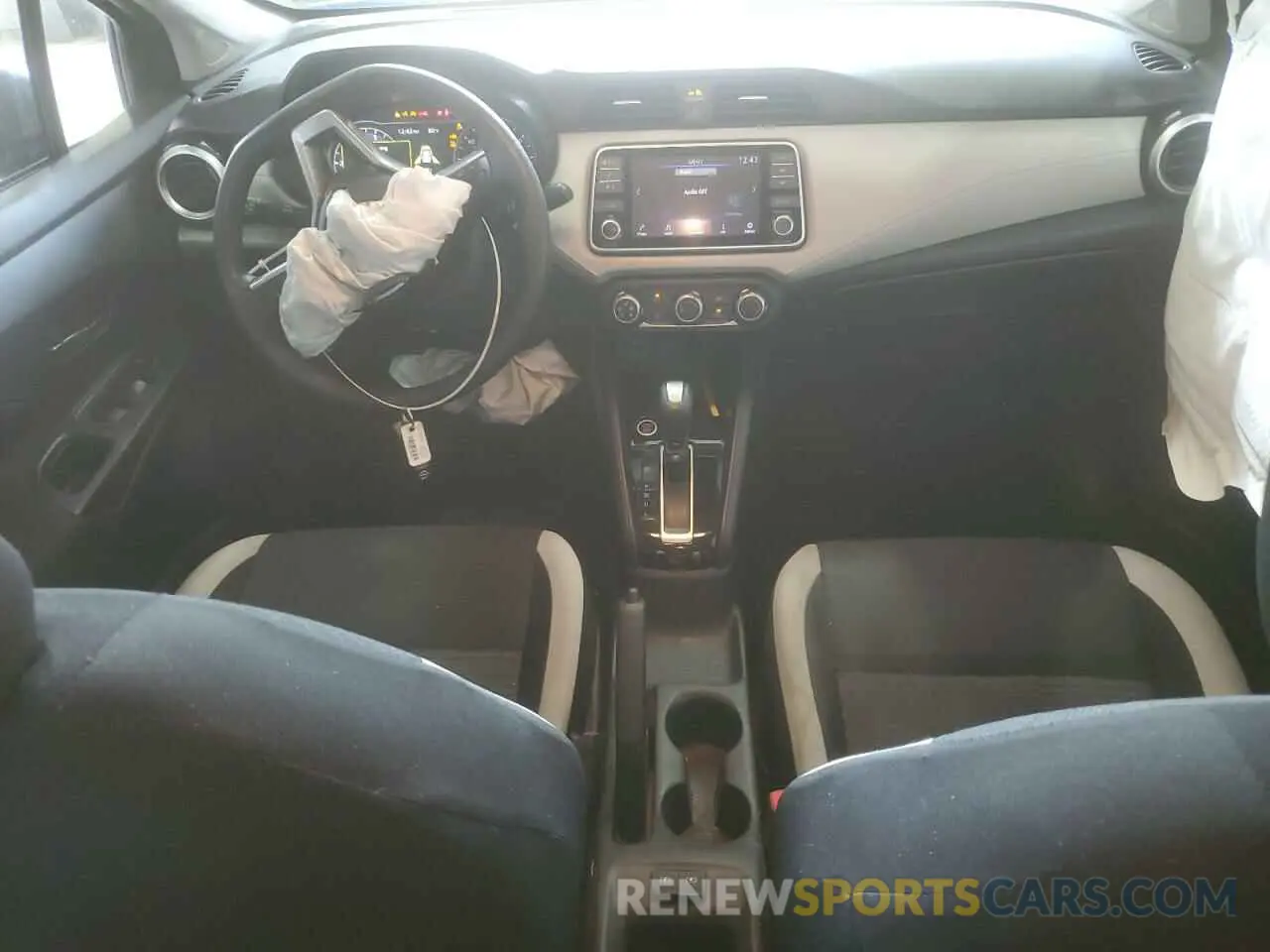 8 Photograph of a damaged car 3N1CN8EV3ML832624 NISSAN VERSA 2021