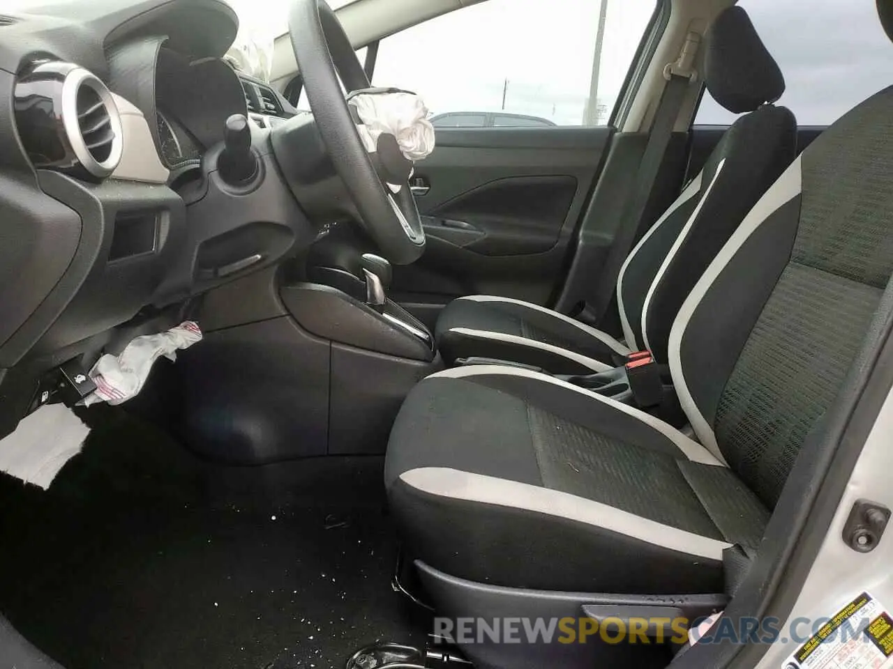 7 Photograph of a damaged car 3N1CN8EV3ML833899 NISSAN VERSA 2021