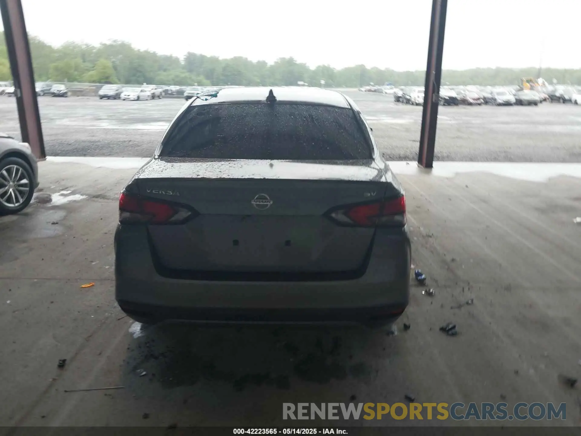 16 Photograph of a damaged car 3N1CN8EV3ML834941 NISSAN VERSA 2021