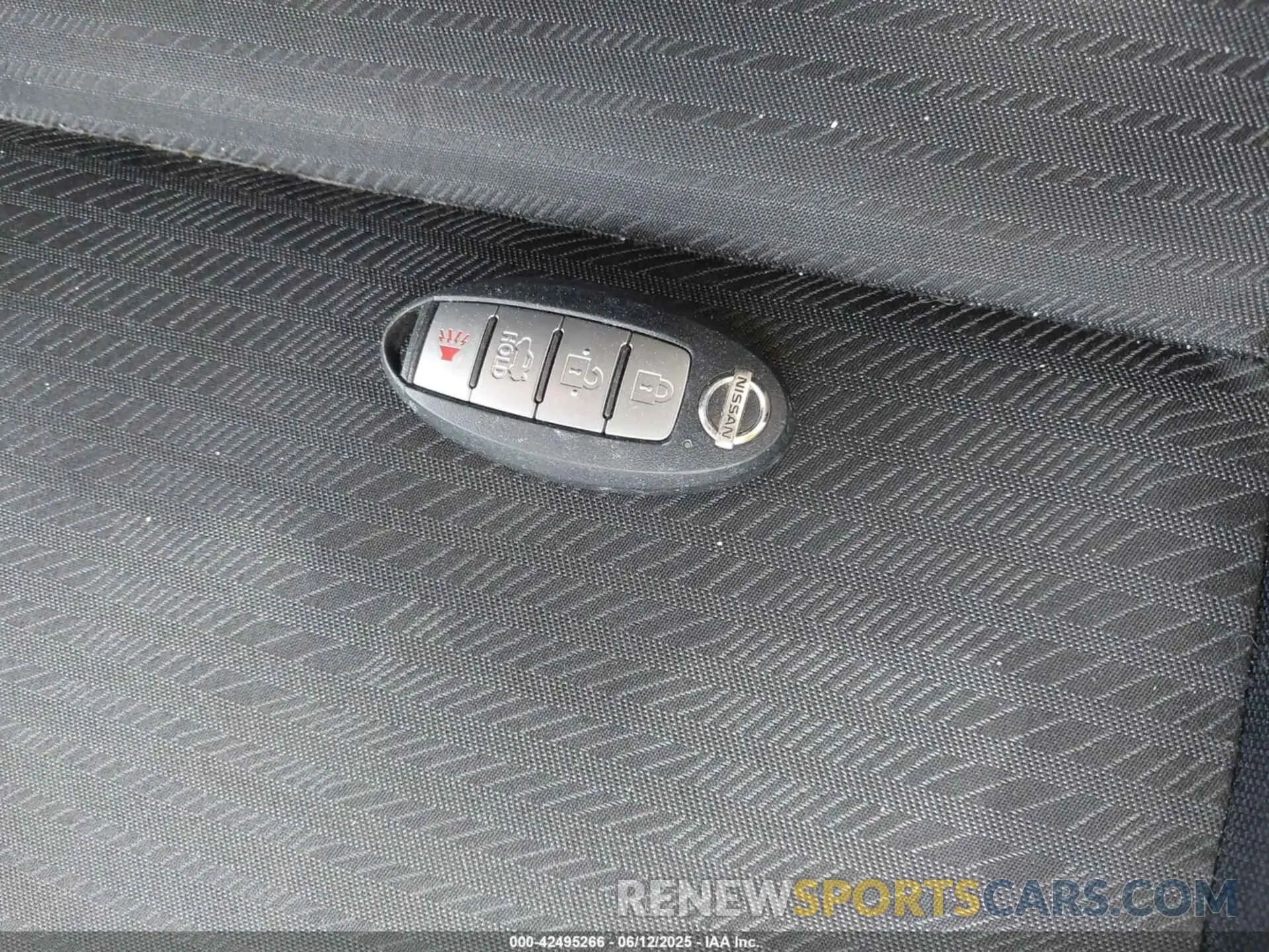 11 Photograph of a damaged car 3N1CN8EV3ML836592 NISSAN VERSA 2021