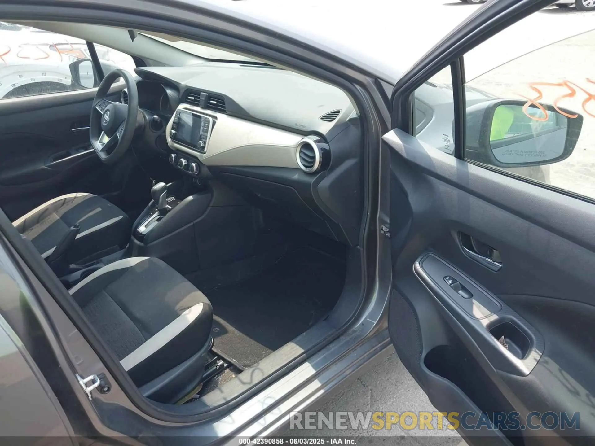 5 Photograph of a damaged car 3N1CN8EV3ML849701 NISSAN VERSA 2021