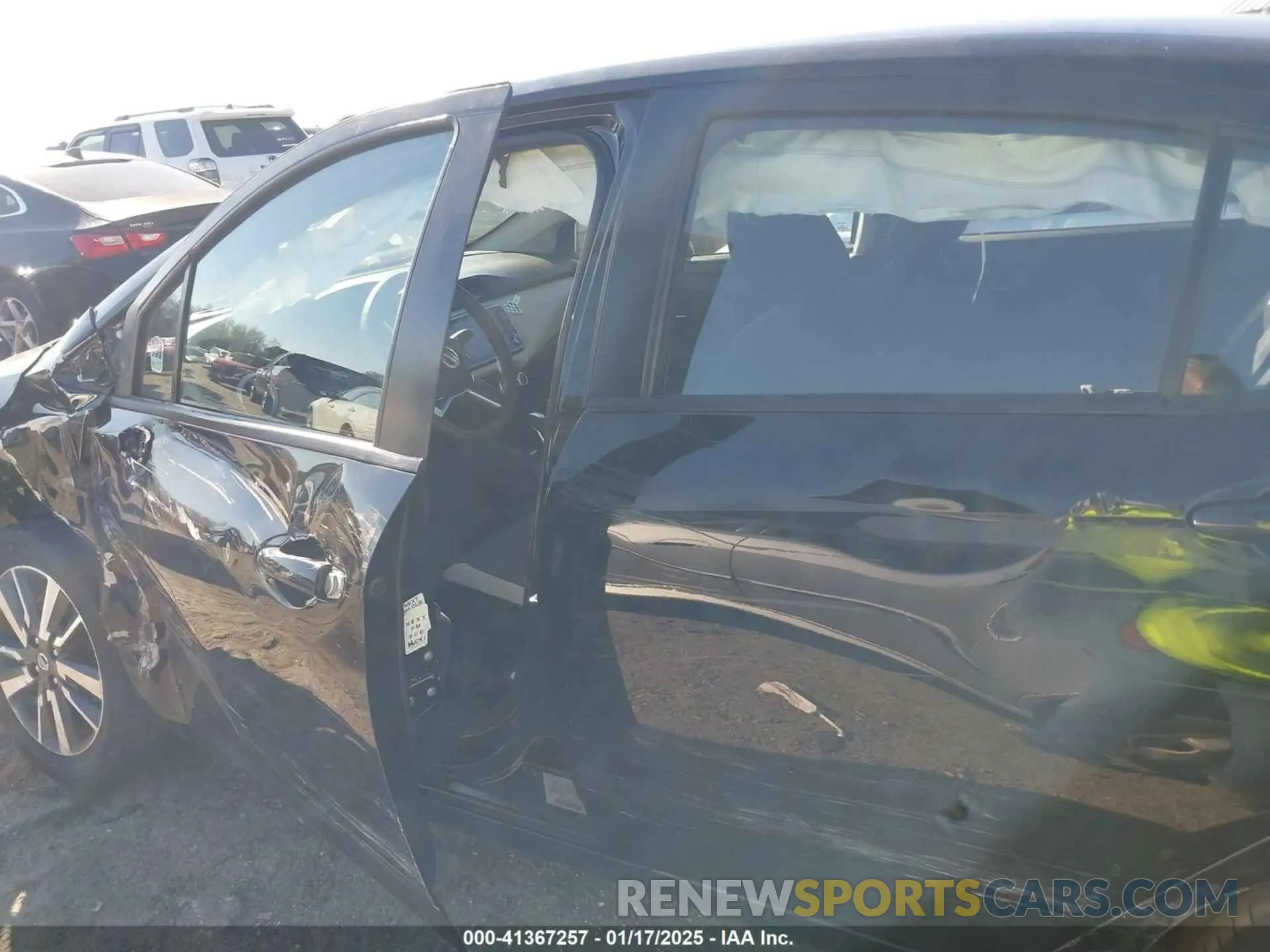 18 Photograph of a damaged car 3N1CN8EV3ML874243 NISSAN VERSA 2021