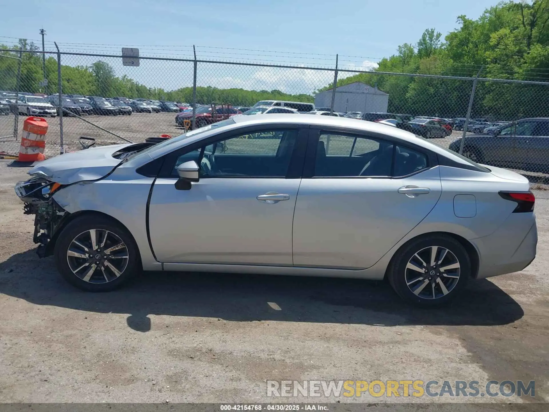 14 Photograph of a damaged car 3N1CN8EV3ML889650 NISSAN VERSA 2021