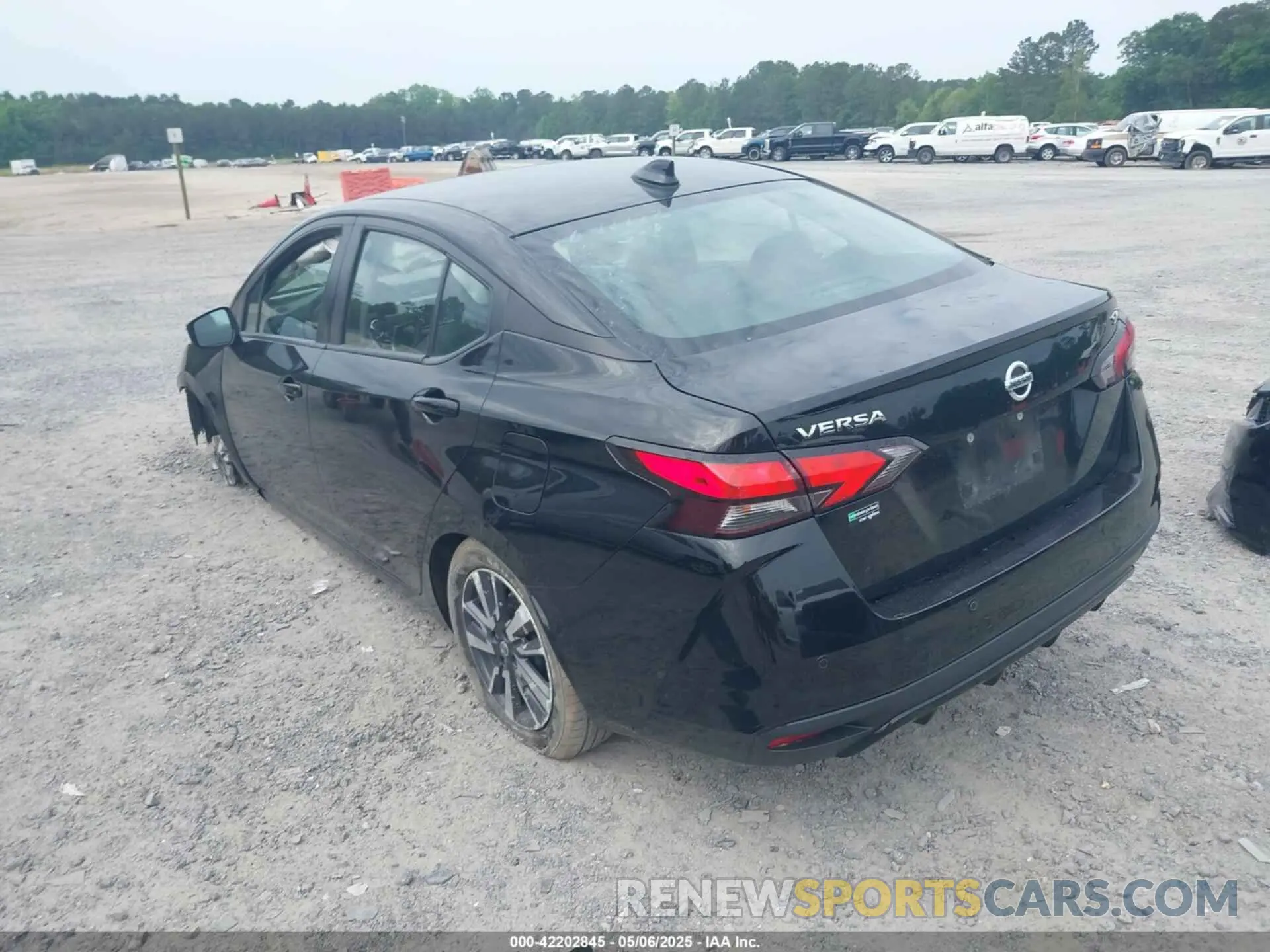 3 Photograph of a damaged car 3N1CN8EV3ML891172 NISSAN VERSA 2021