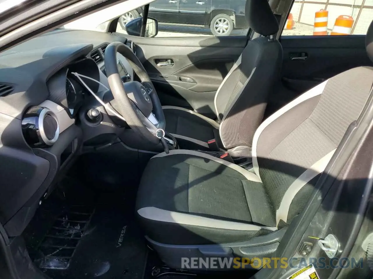 7 Photograph of a damaged car 3N1CN8EV3ML895481 NISSAN VERSA 2021