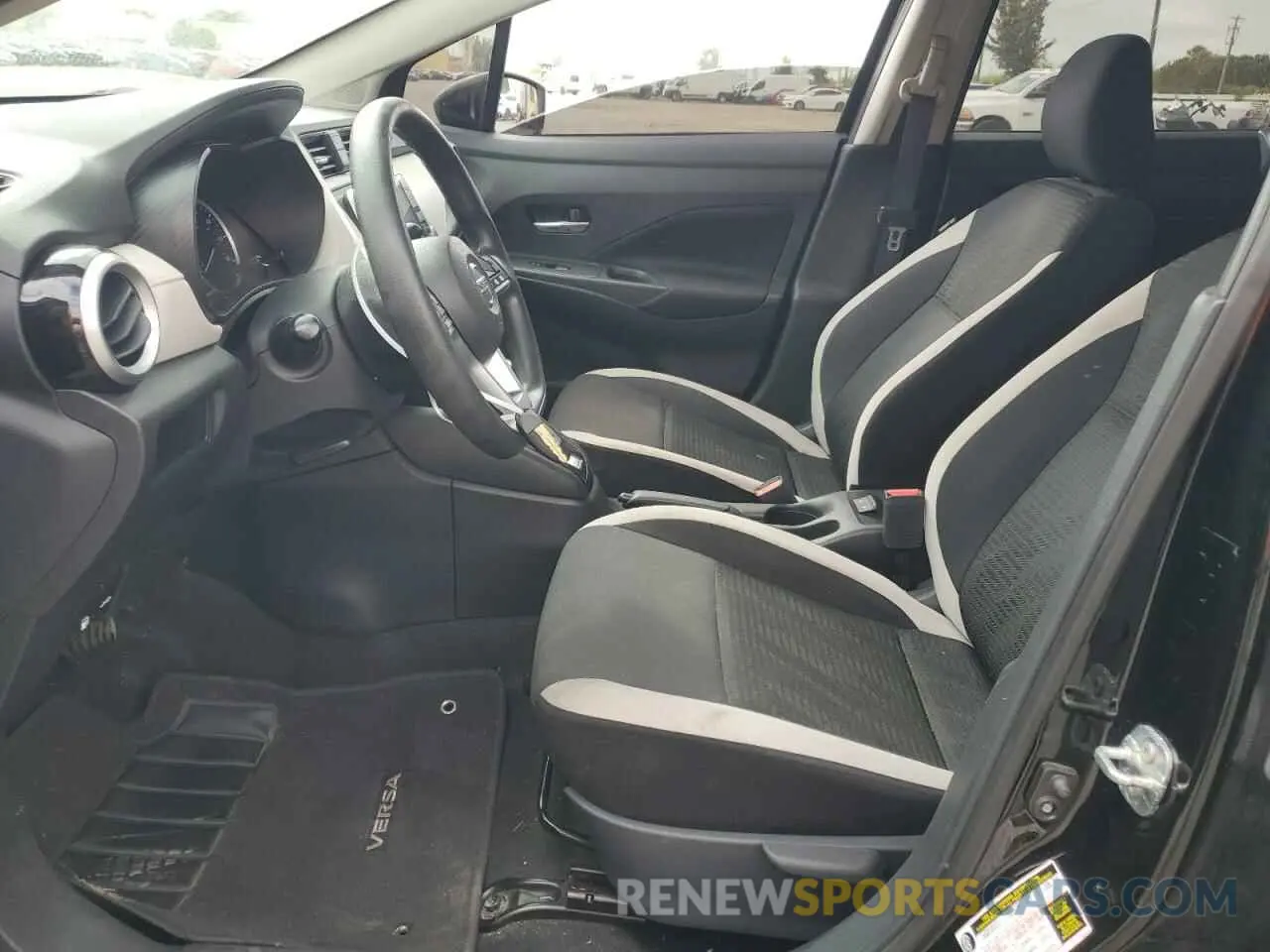 7 Photograph of a damaged car 3N1CN8EV3ML913865 NISSAN VERSA 2021