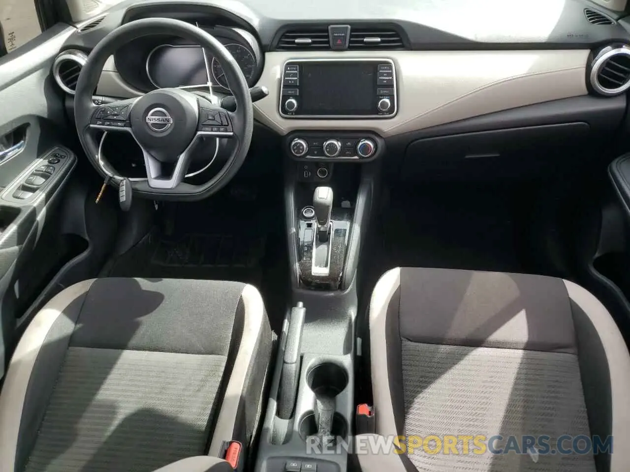 8 Photograph of a damaged car 3N1CN8EV3ML913865 NISSAN VERSA 2021
