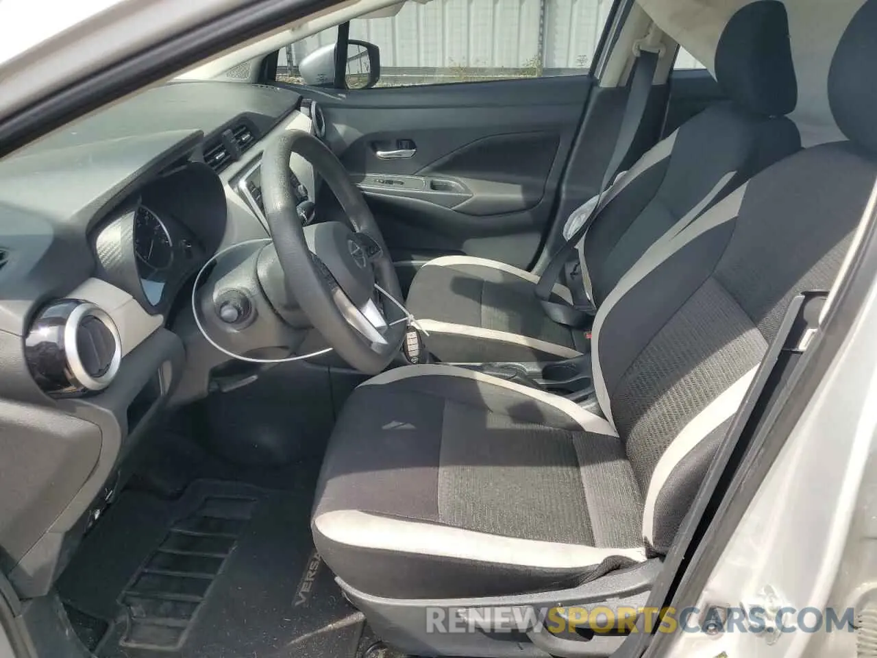 7 Photograph of a damaged car 3N1CN8EV4ML829392 NISSAN VERSA 2021