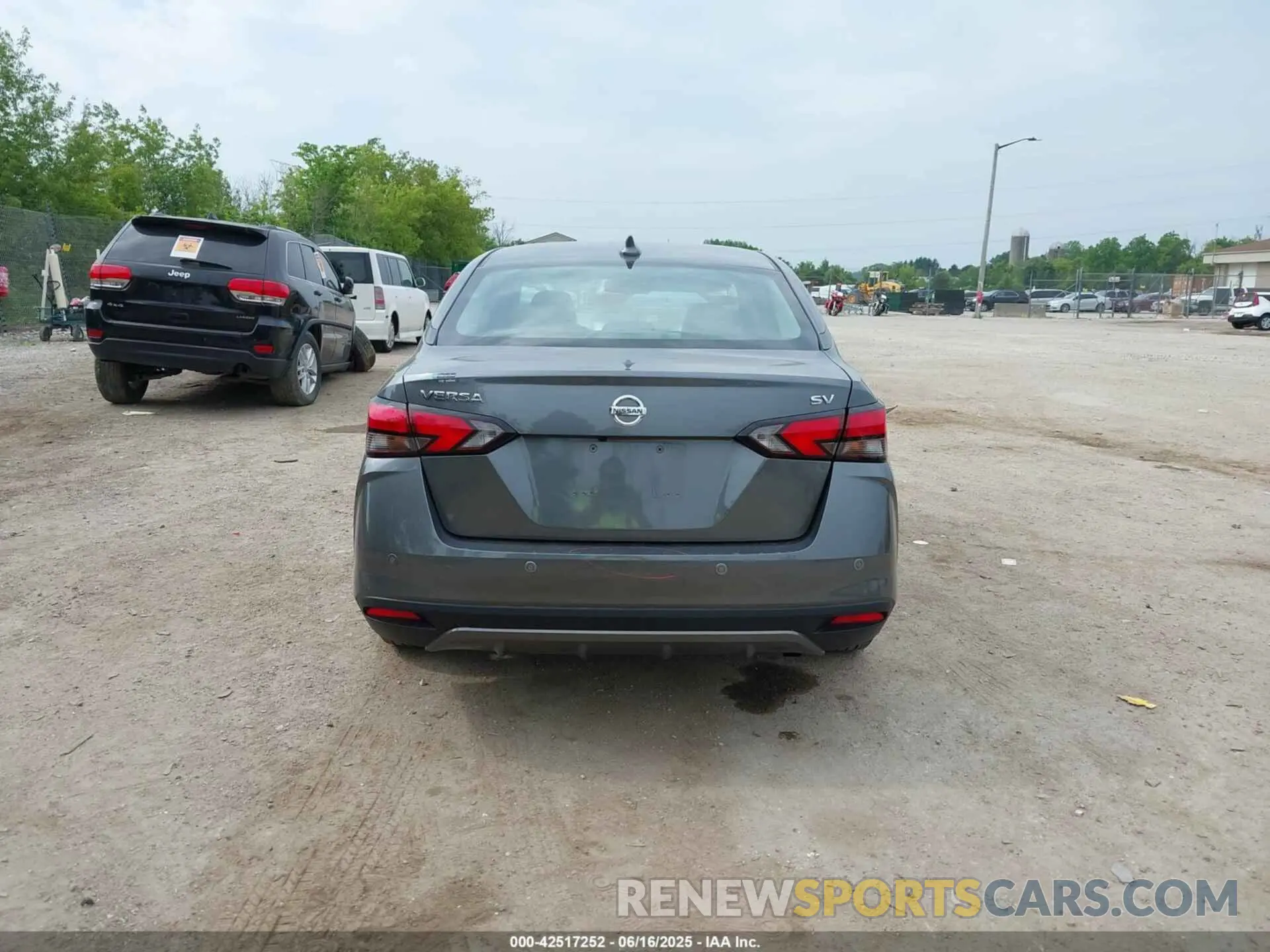 16 Photograph of a damaged car 3N1CN8EV4ML839551 NISSAN VERSA 2021