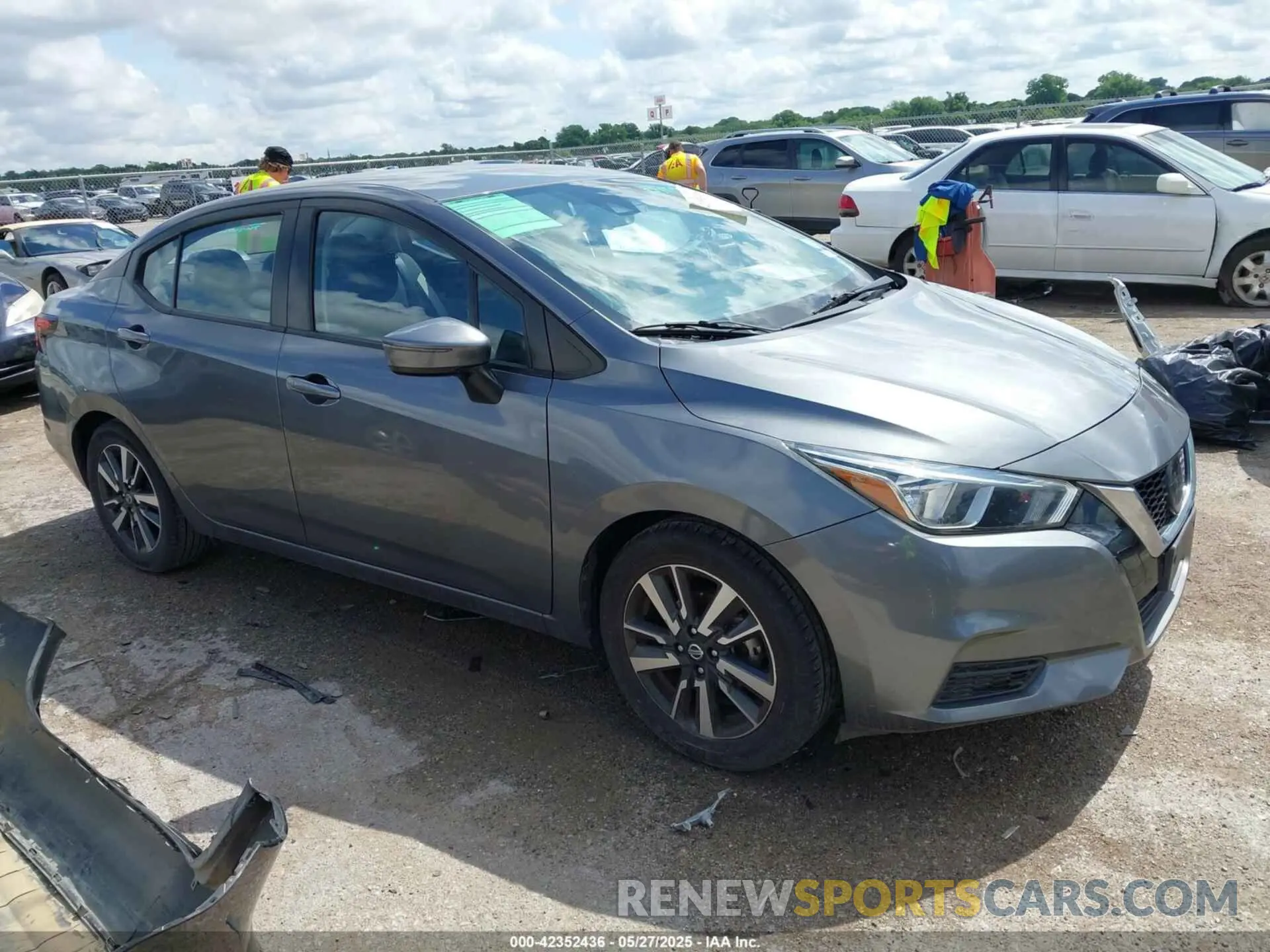 1 Photograph of a damaged car 3N1CN8EV4ML852591 NISSAN VERSA 2021