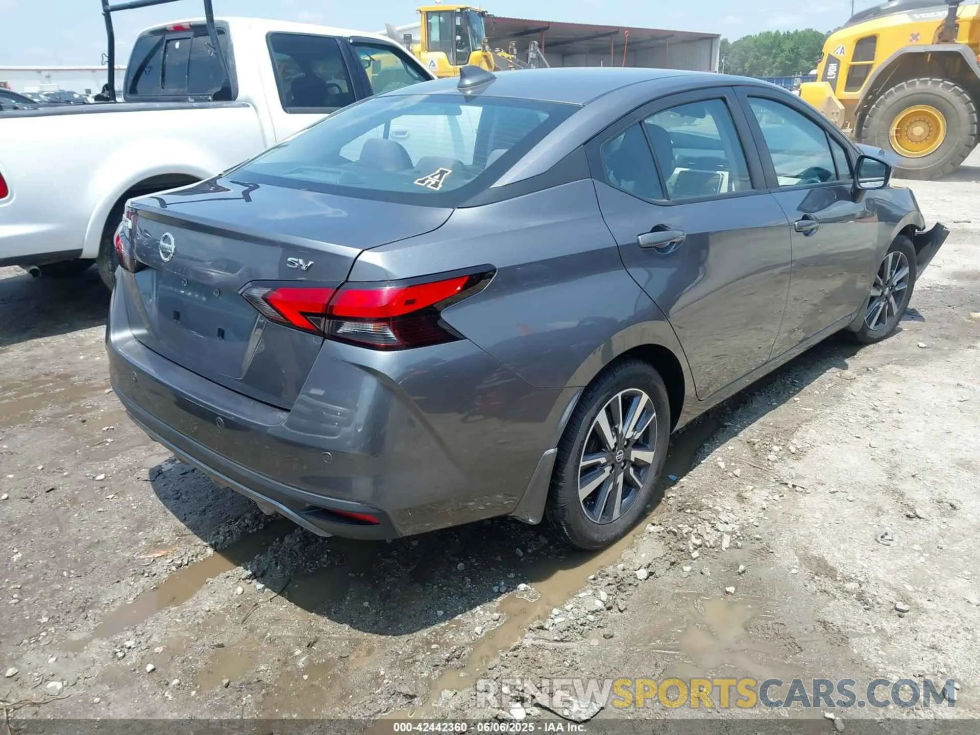 4 Photograph of a damaged car 3N1CN8EV4ML860108 NISSAN VERSA 2021