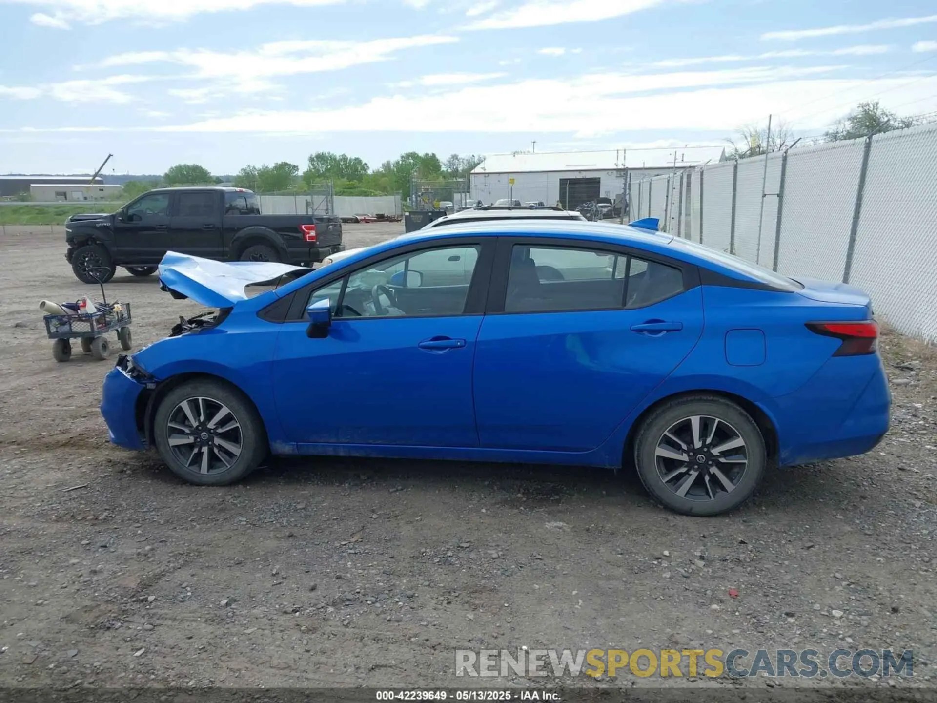 14 Photograph of a damaged car 3N1CN8EV4ML860982 NISSAN VERSA 2021