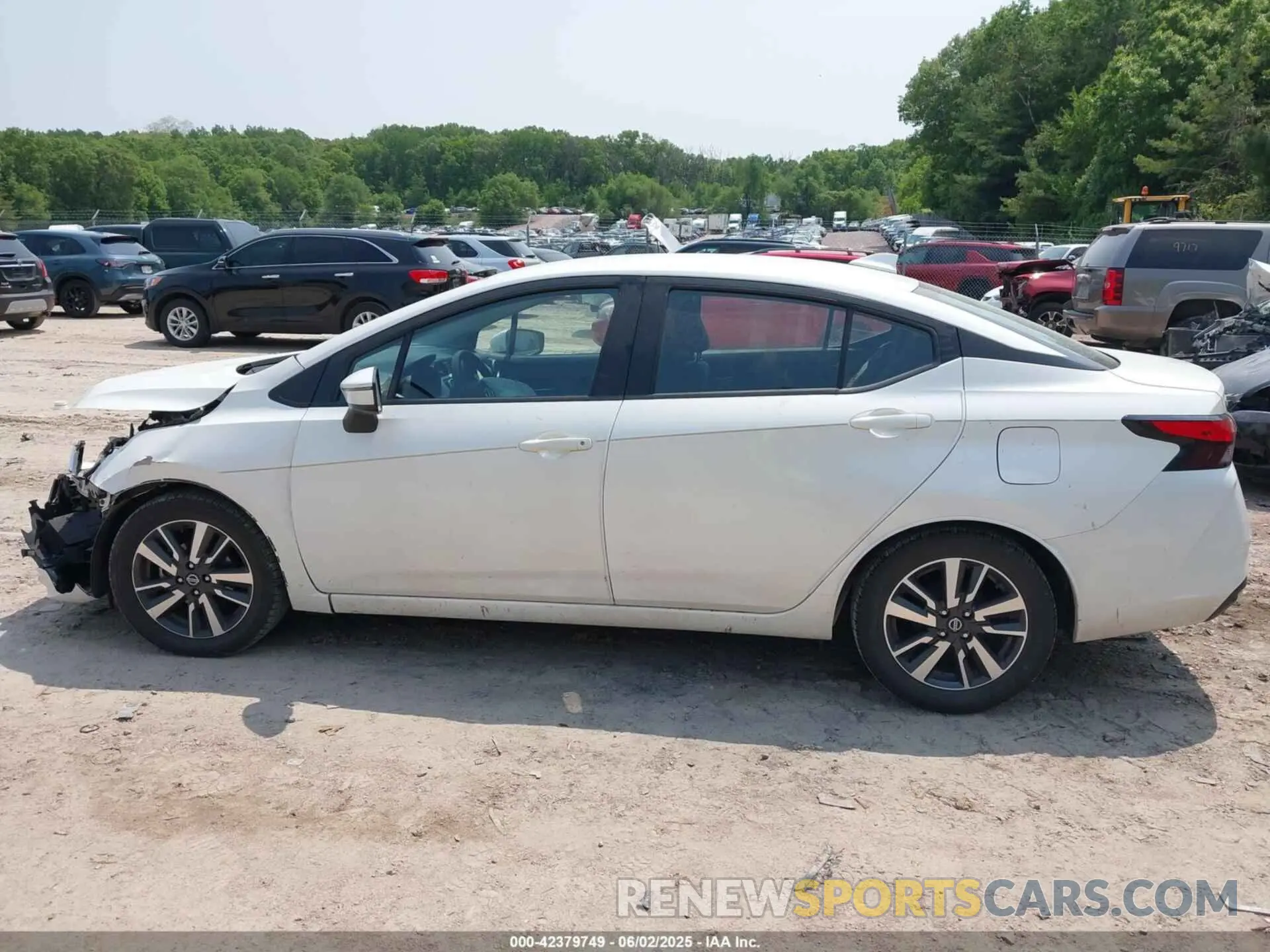14 Photograph of a damaged car 3N1CN8EV4ML869603 NISSAN VERSA 2021