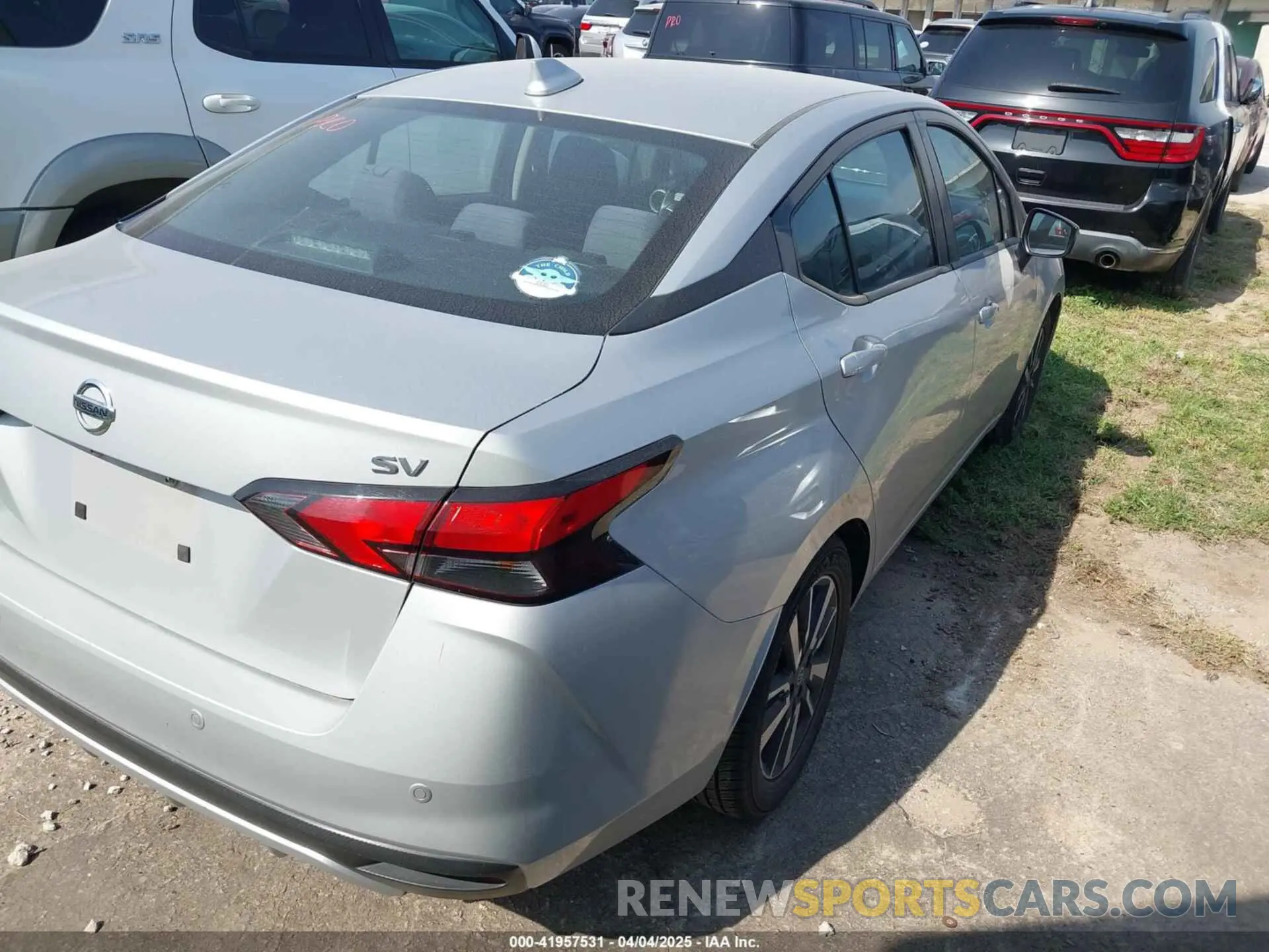 4 Photograph of a damaged car 3N1CN8EV4ML870444 NISSAN VERSA 2021