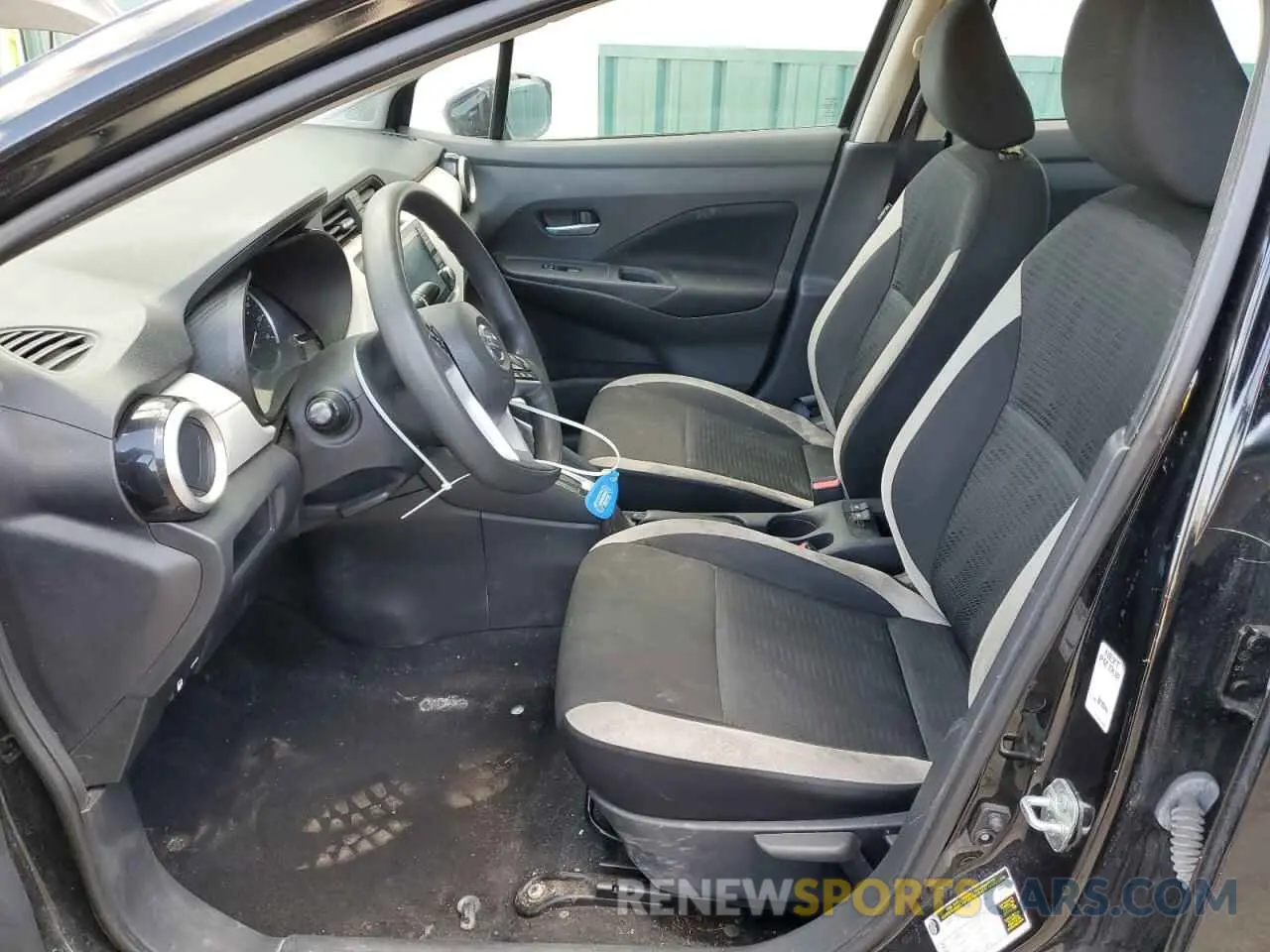 7 Photograph of a damaged car 3N1CN8EV4ML893609 NISSAN VERSA 2021