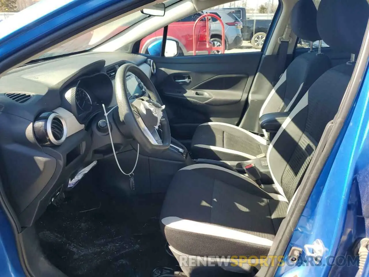 7 Photograph of a damaged car 3N1CN8EV4ML894694 NISSAN VERSA 2021