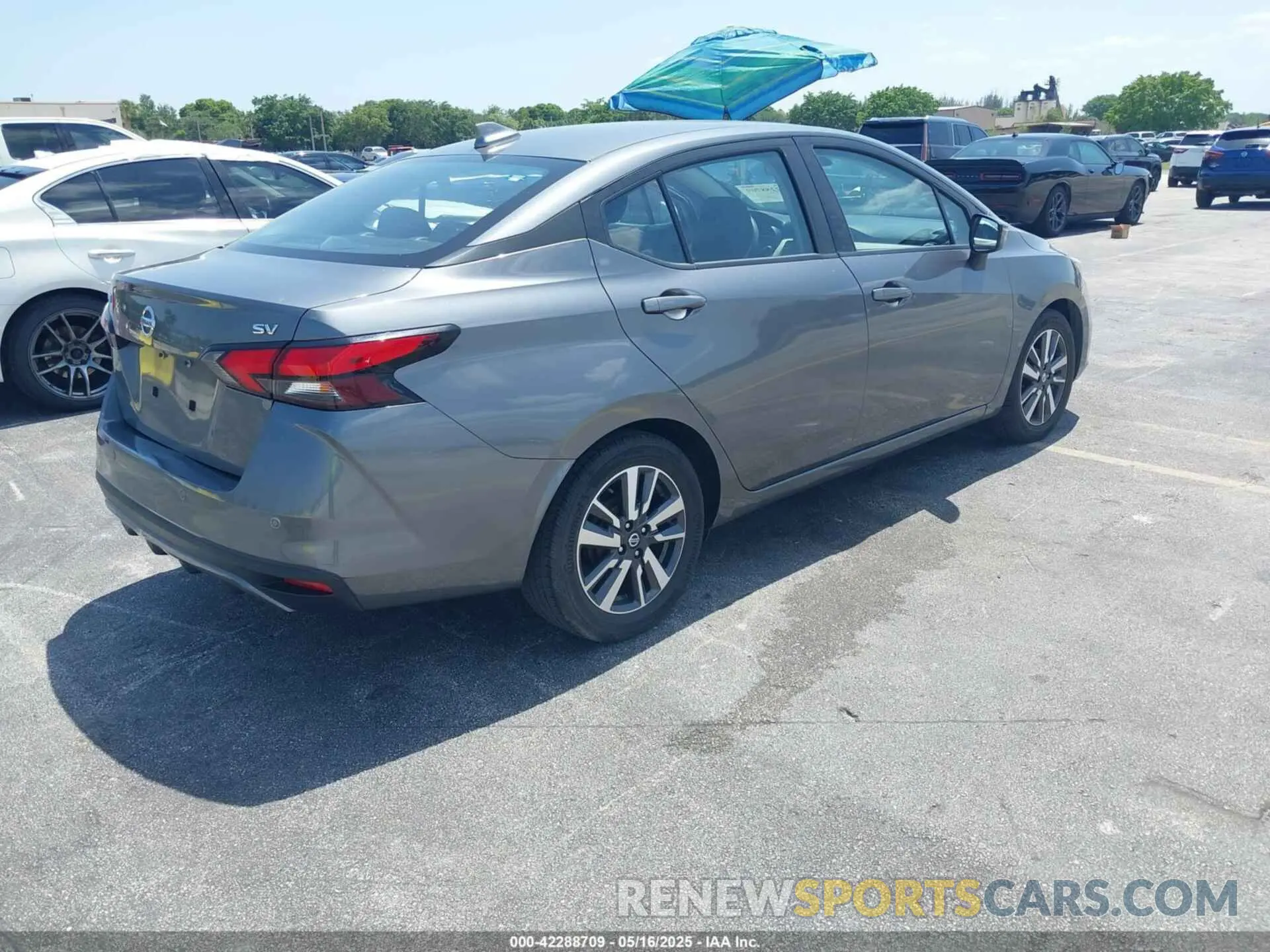 4 Photograph of a damaged car 3N1CN8EV5ML807577 NISSAN VERSA 2021