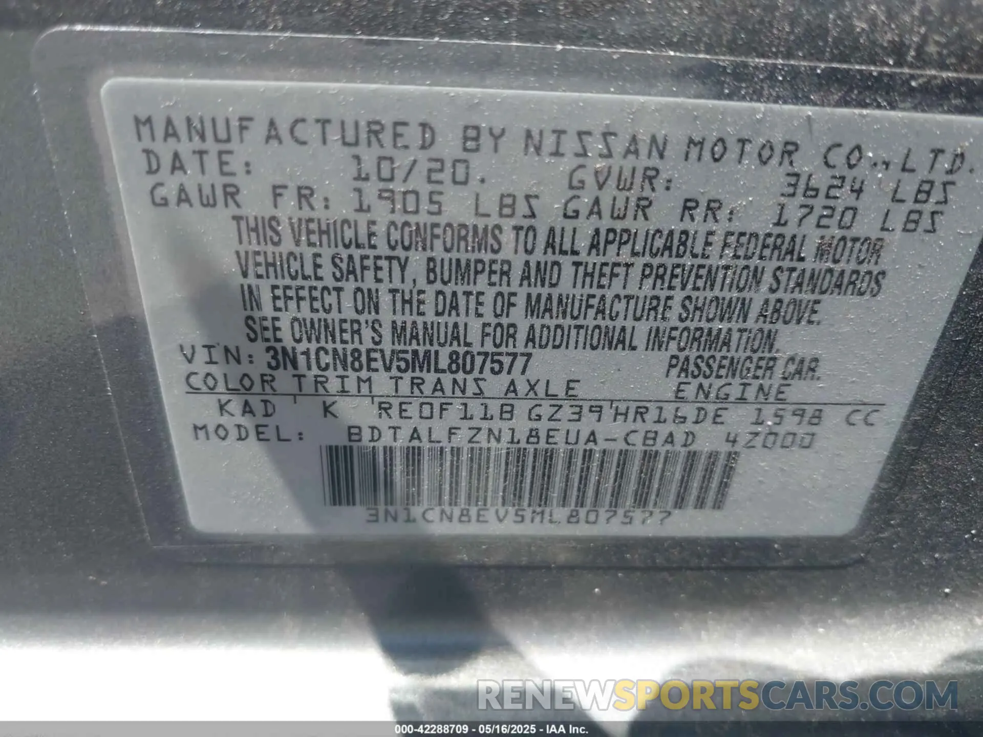 9 Photograph of a damaged car 3N1CN8EV5ML807577 NISSAN VERSA 2021