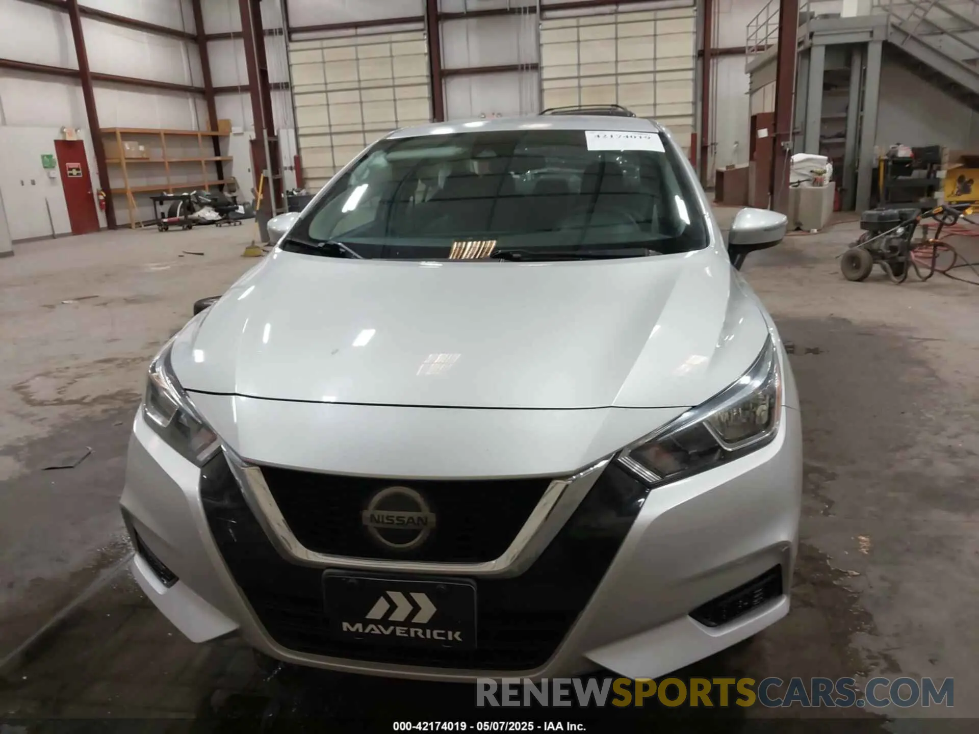 13 Photograph of a damaged car 3N1CN8EV5ML821740 NISSAN VERSA 2021