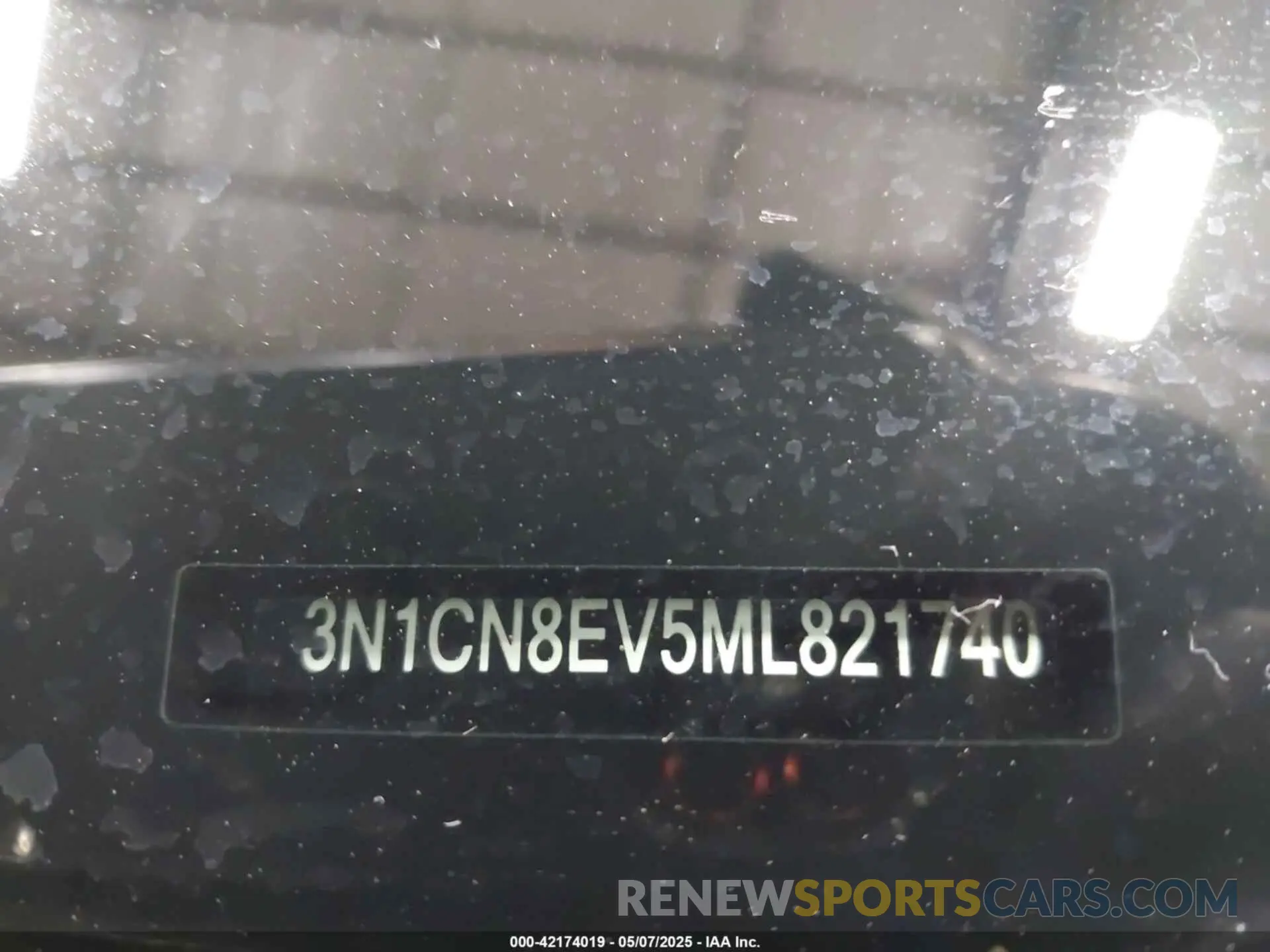 9 Photograph of a damaged car 3N1CN8EV5ML821740 NISSAN VERSA 2021