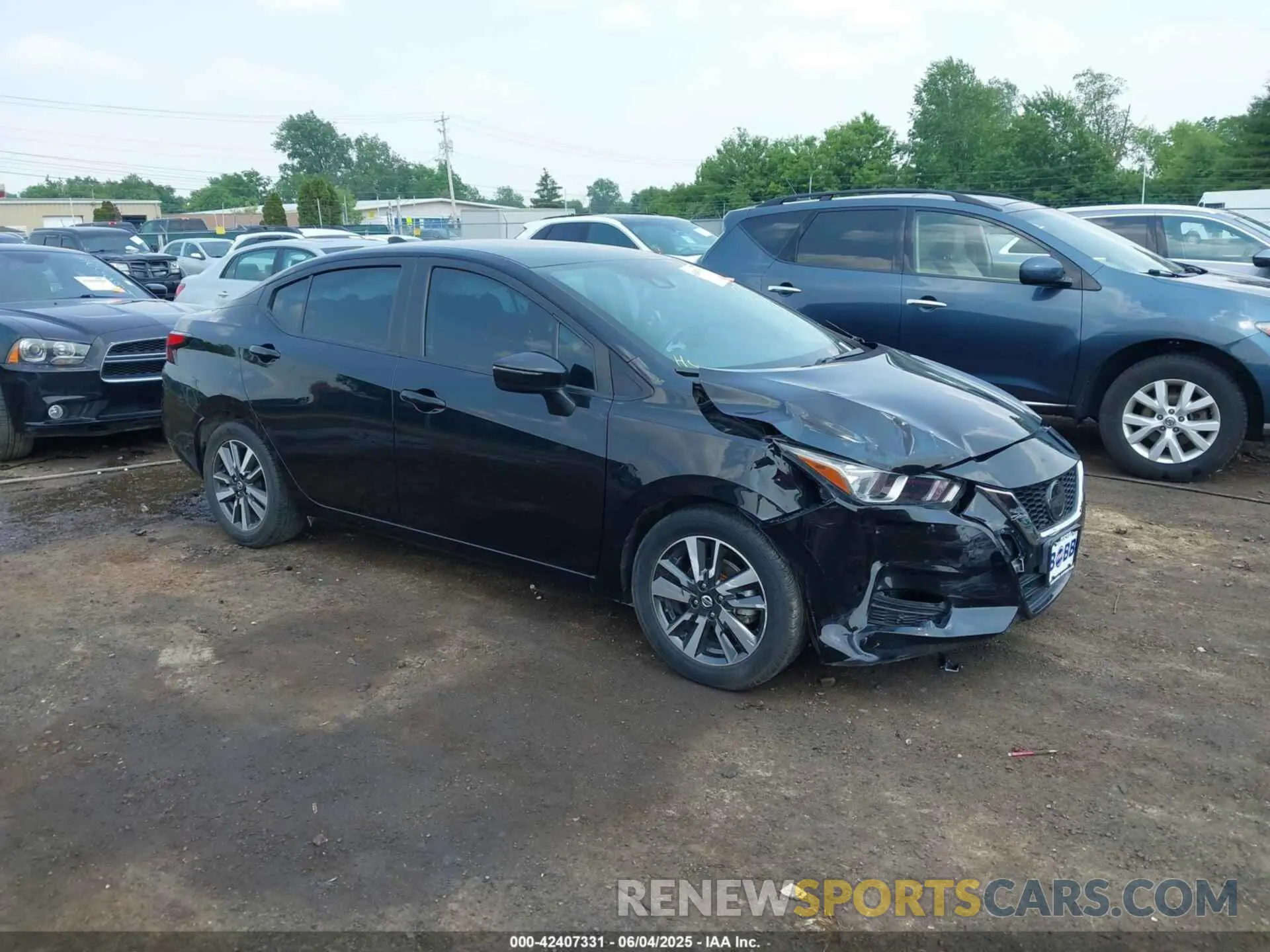 1 Photograph of a damaged car 3N1CN8EV5ML829885 NISSAN VERSA 2021
