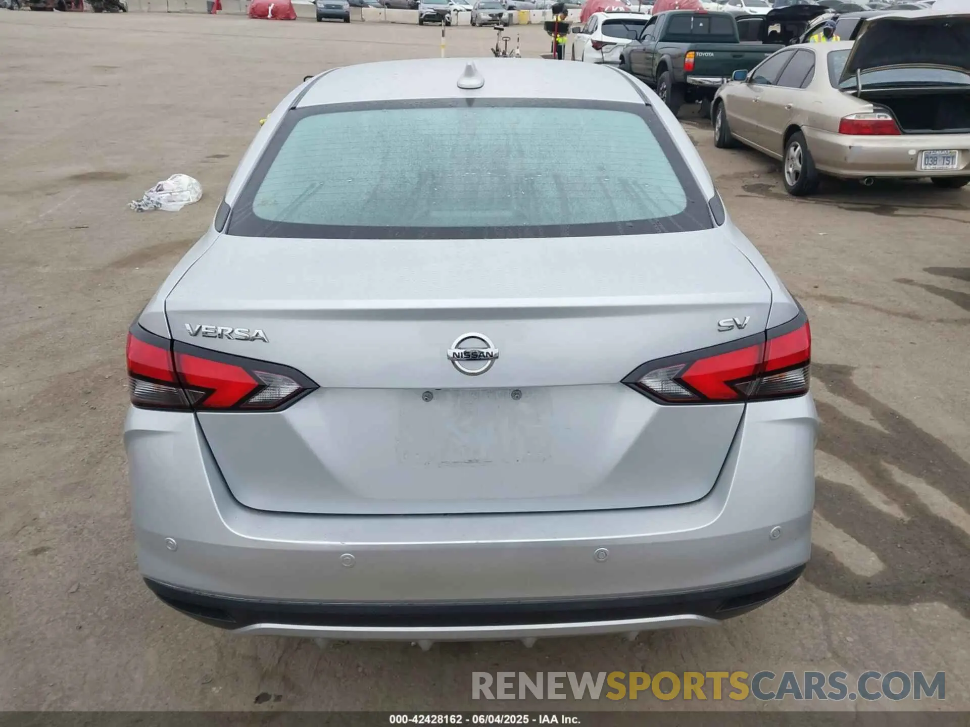 16 Photograph of a damaged car 3N1CN8EV5ML841146 NISSAN VERSA 2021